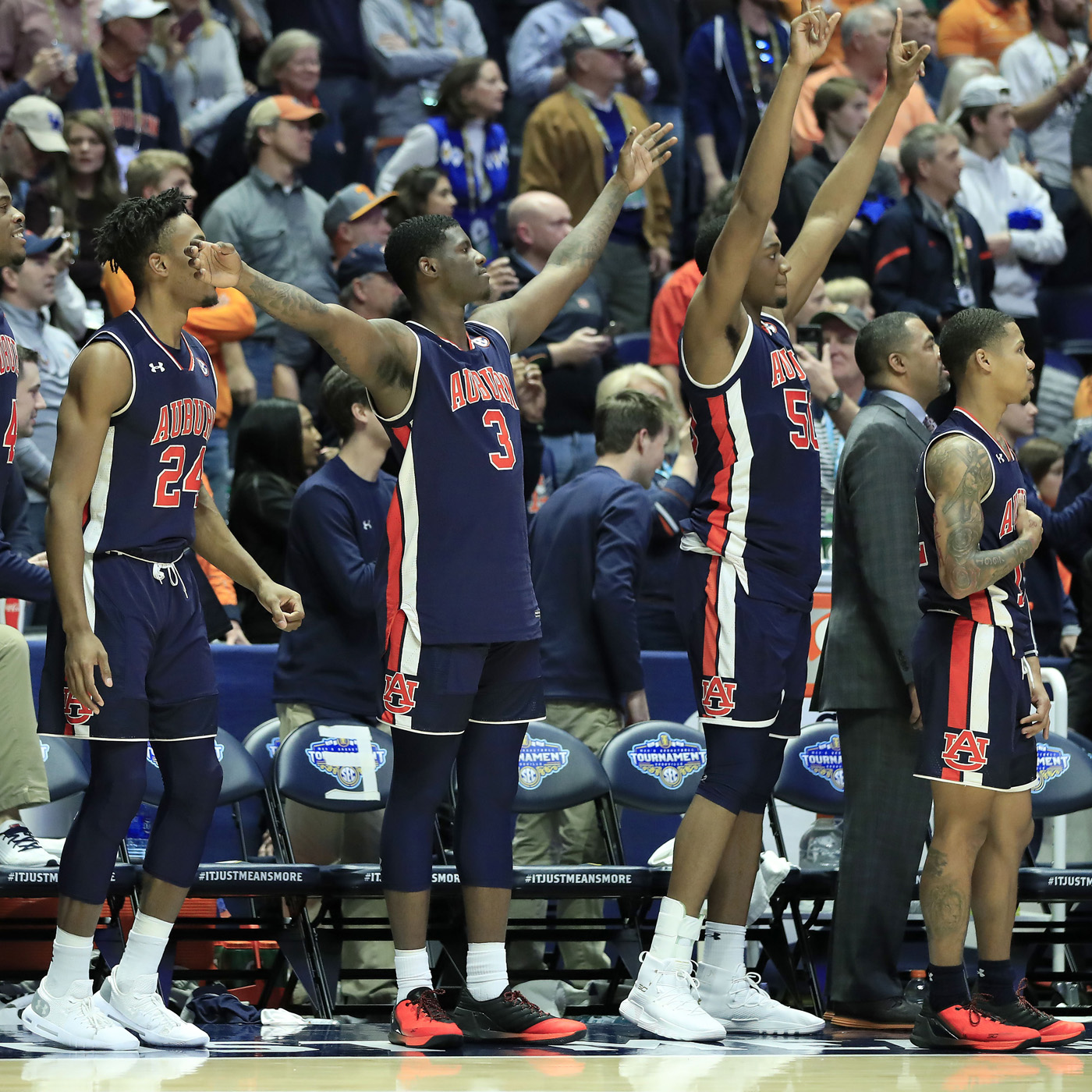 SEC Championship Highlights: Auburn blows out Tennessee