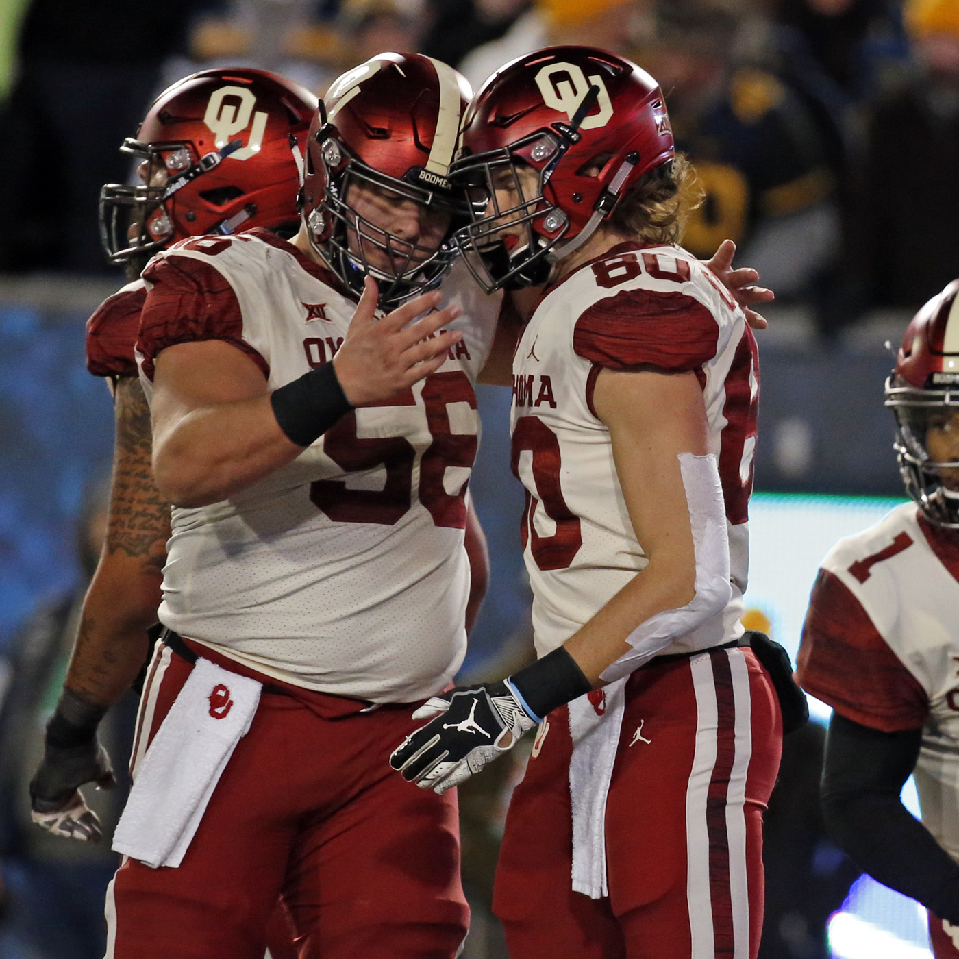 Recap: Oklahoma keeps CFP hopes alive with 59-56 win