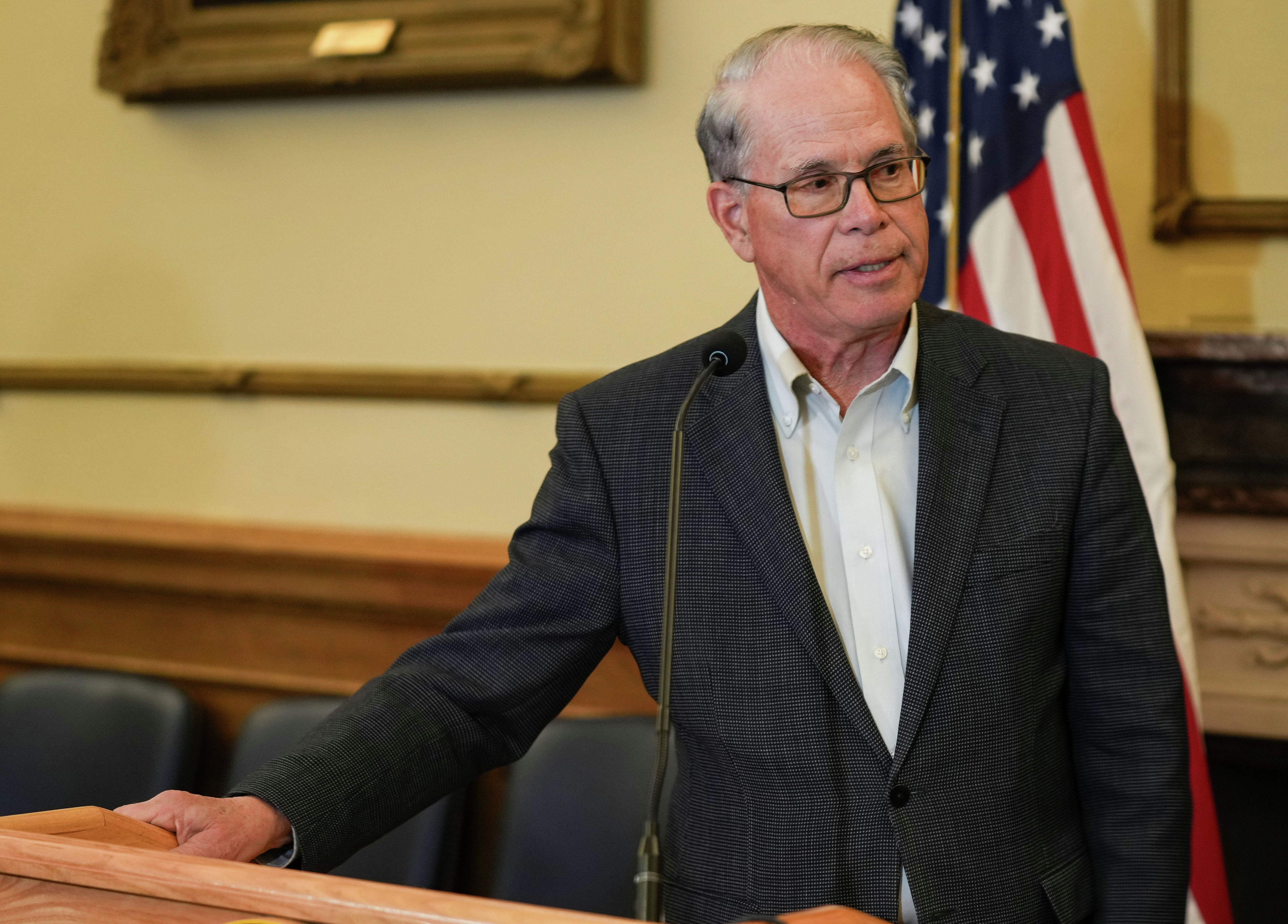 Gov. Mike Braun talks Bears negotiations, joining with workers in Northwest Indiana