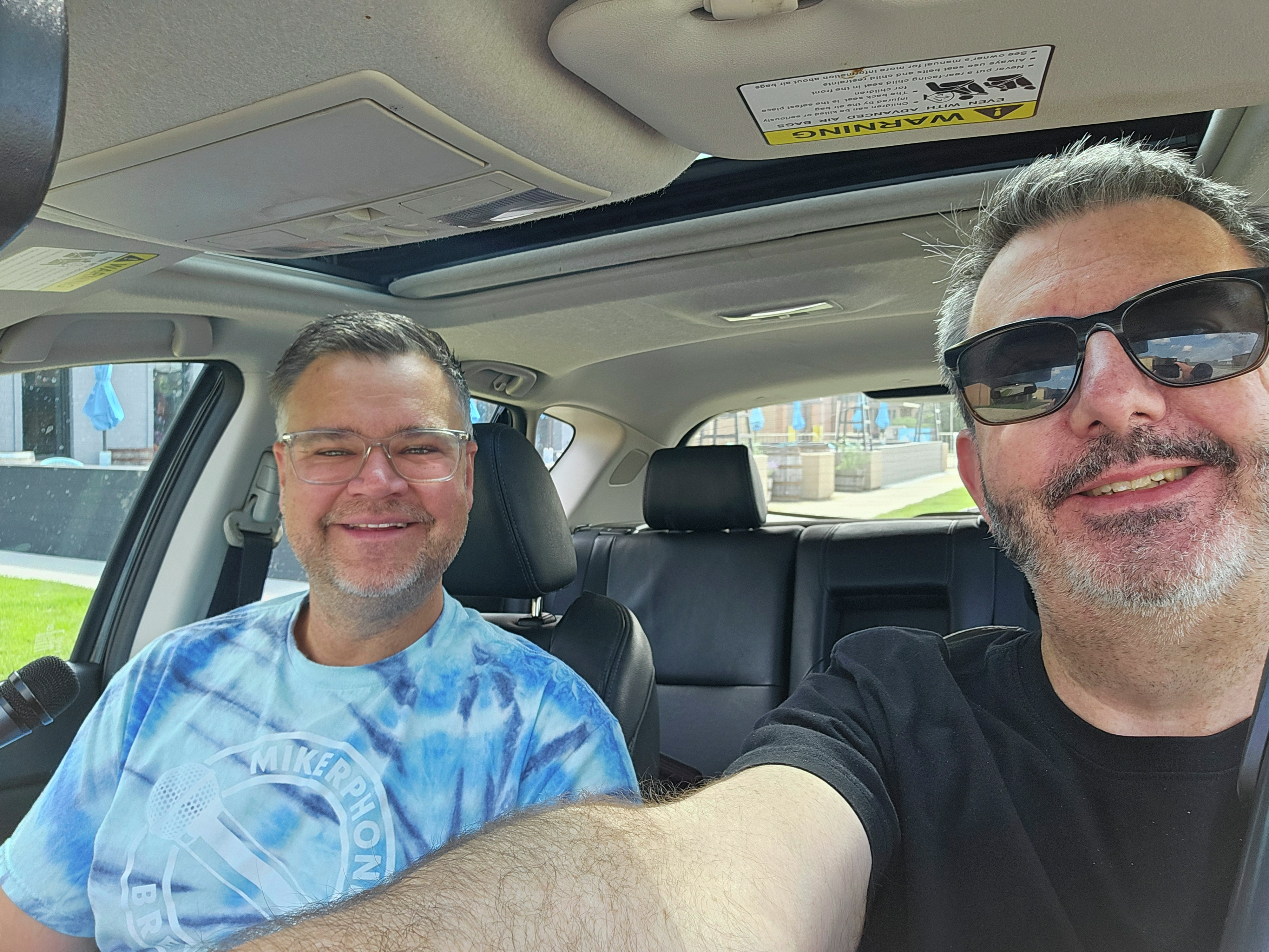 Elk Grove Village’s #1 brewery: Mikerphone Brewing (Episode 978)