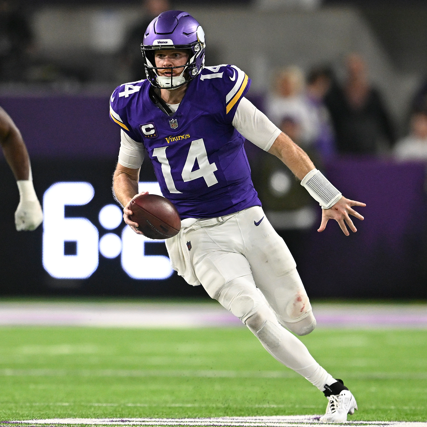 MIN 21-10 Sam Darnold 14-yd TD Pass to Josh Oliver
