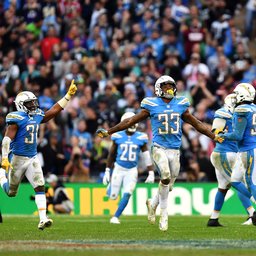 Highlights: Chargers 20 - Titans 19