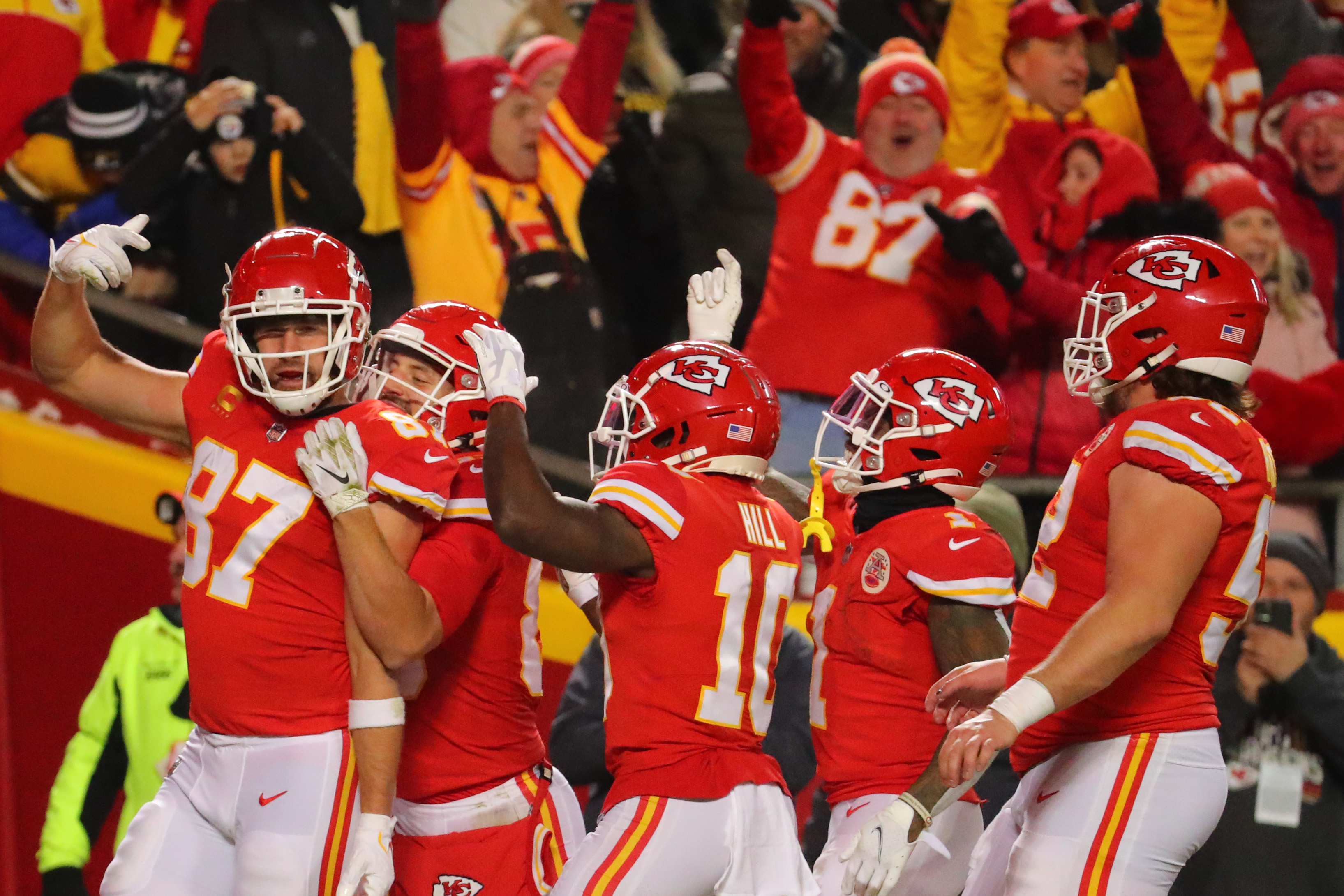 KC 42-14 T. Kelce 2-yd TD Pass to B. Pringle