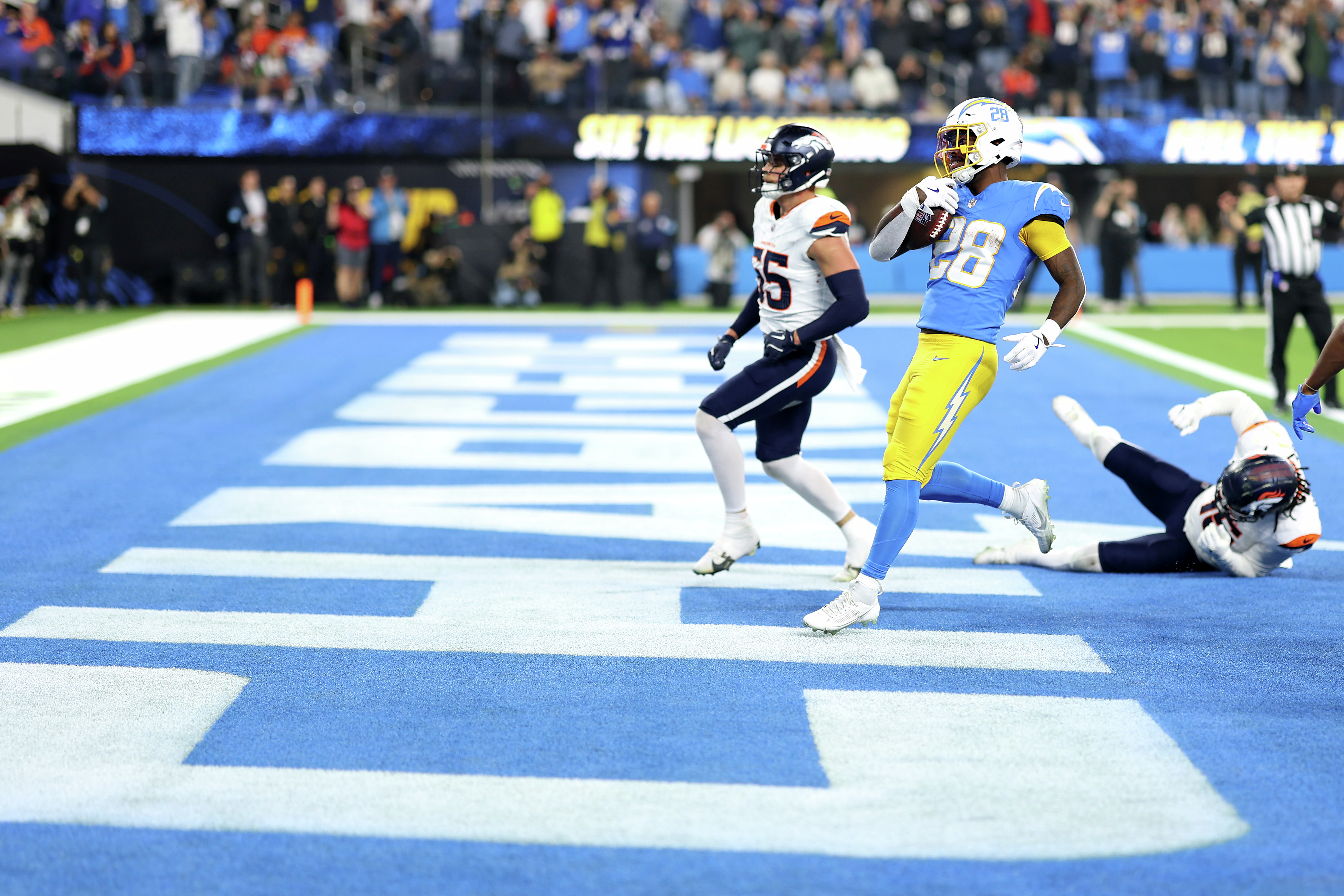 4Q LAC HASKINS TD CATCH, 24-34
