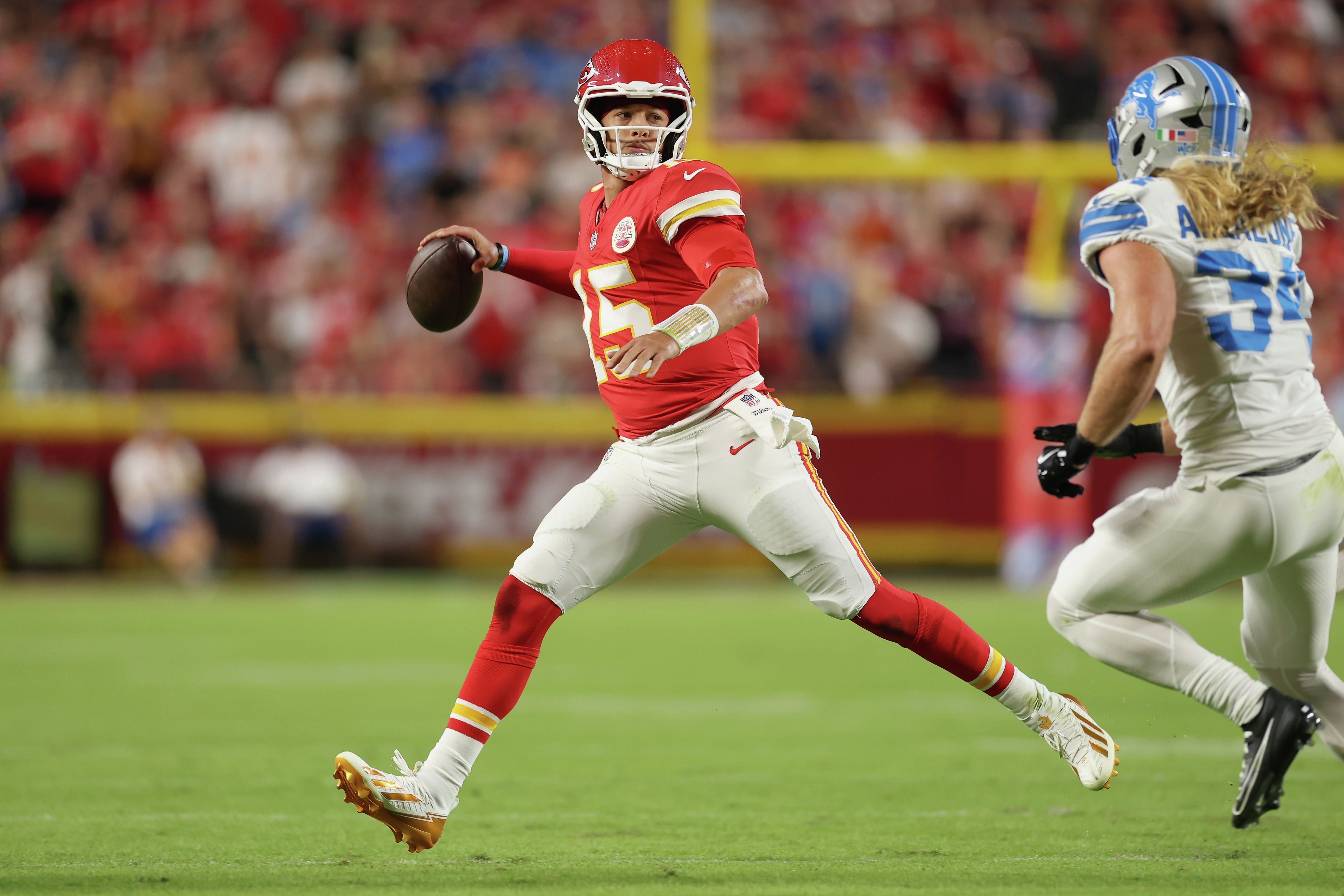 KC 2Q 13-10 Patrick Mahomes 1-yd TD run