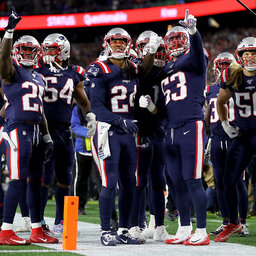 Highlights: Patriots stay perfect with 35-14 victory