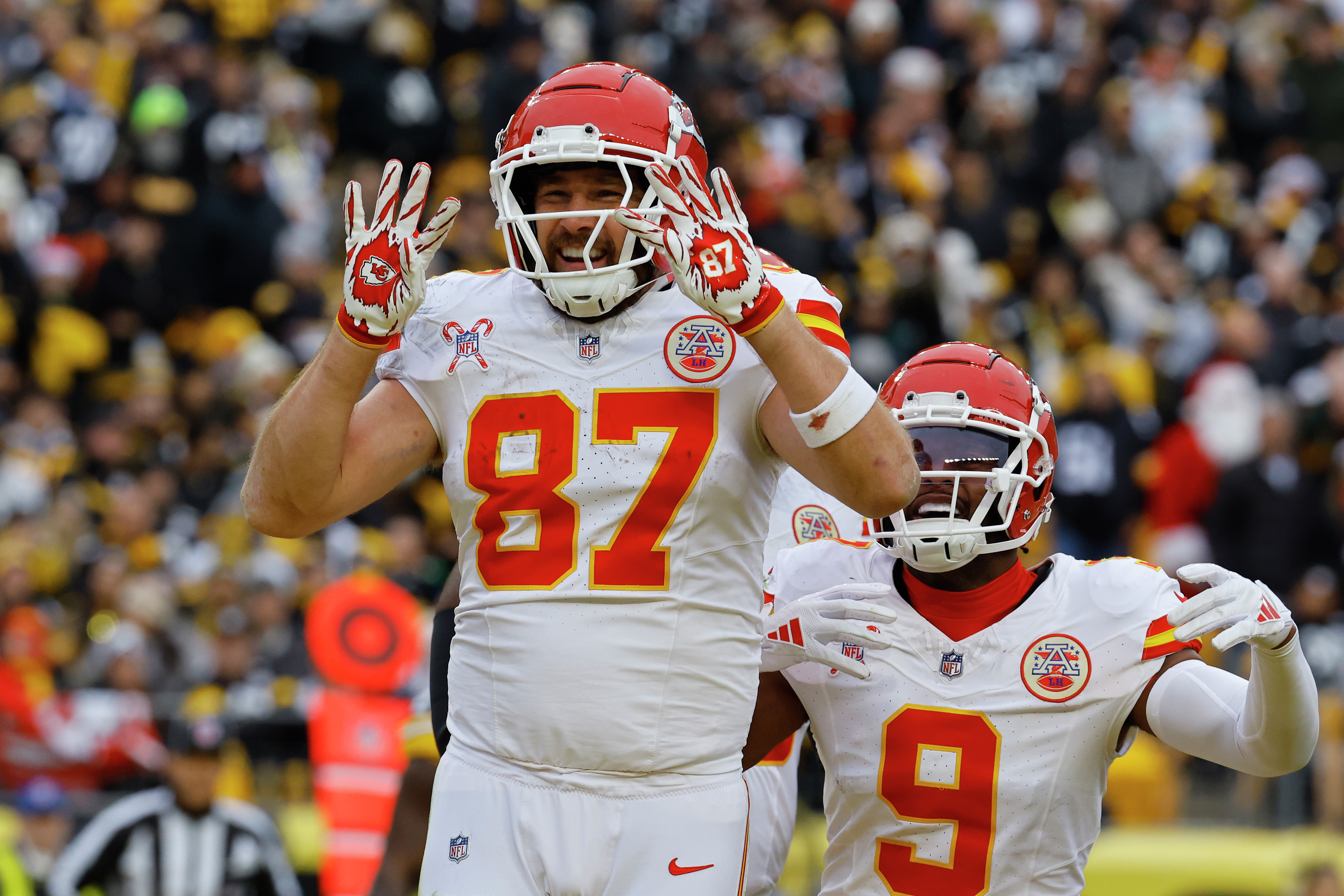 KC 4Q 29-10 P. Mahomes 12yd TD to T. Kelce