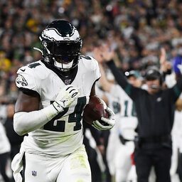 Highlights: Eagles defeat Packers 34-27