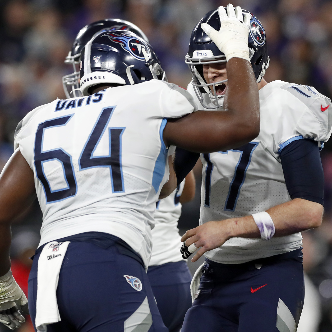Highlights: Titans knock off top-seeded Ravens 28-12