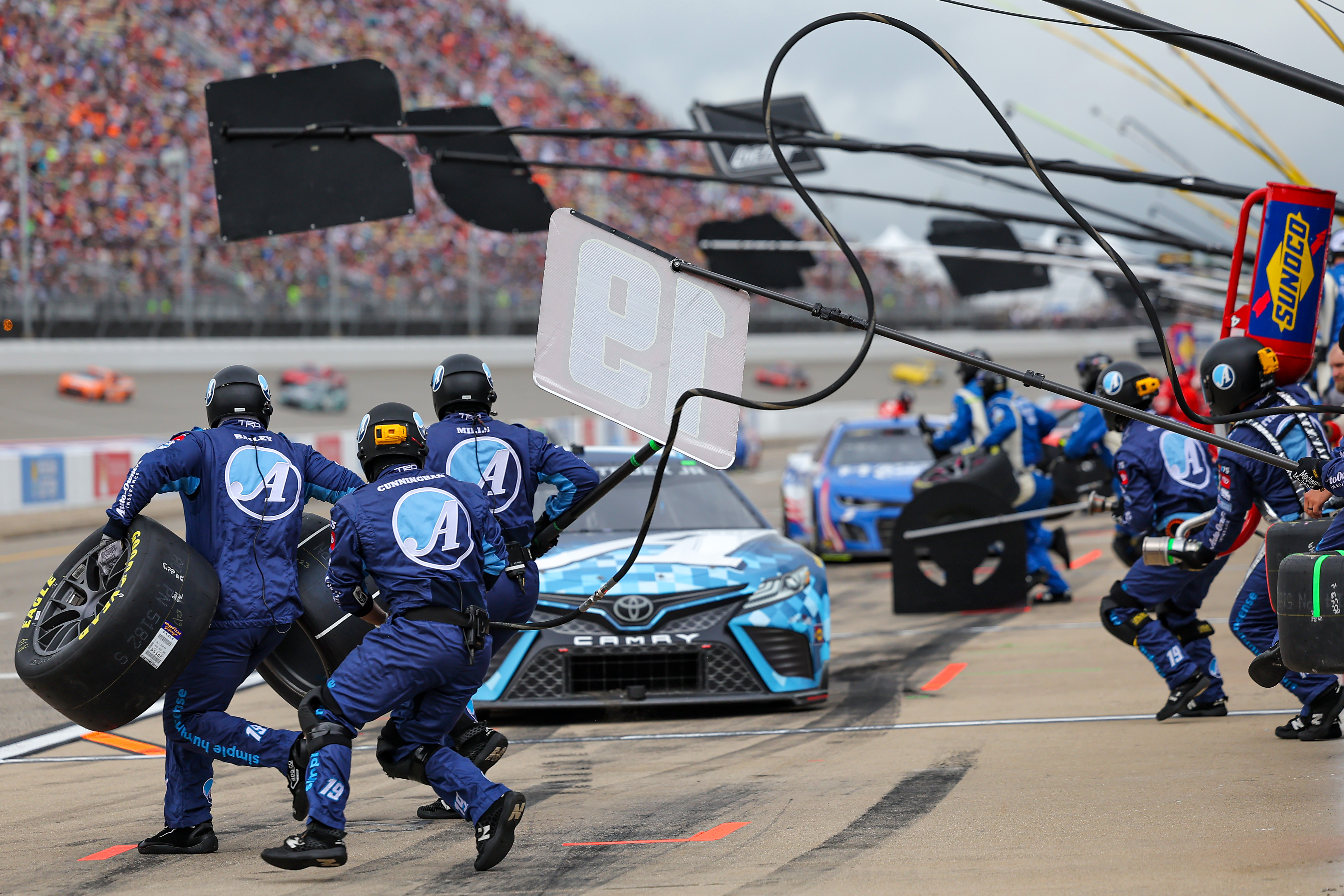 The Lead Lap (8.11.23)