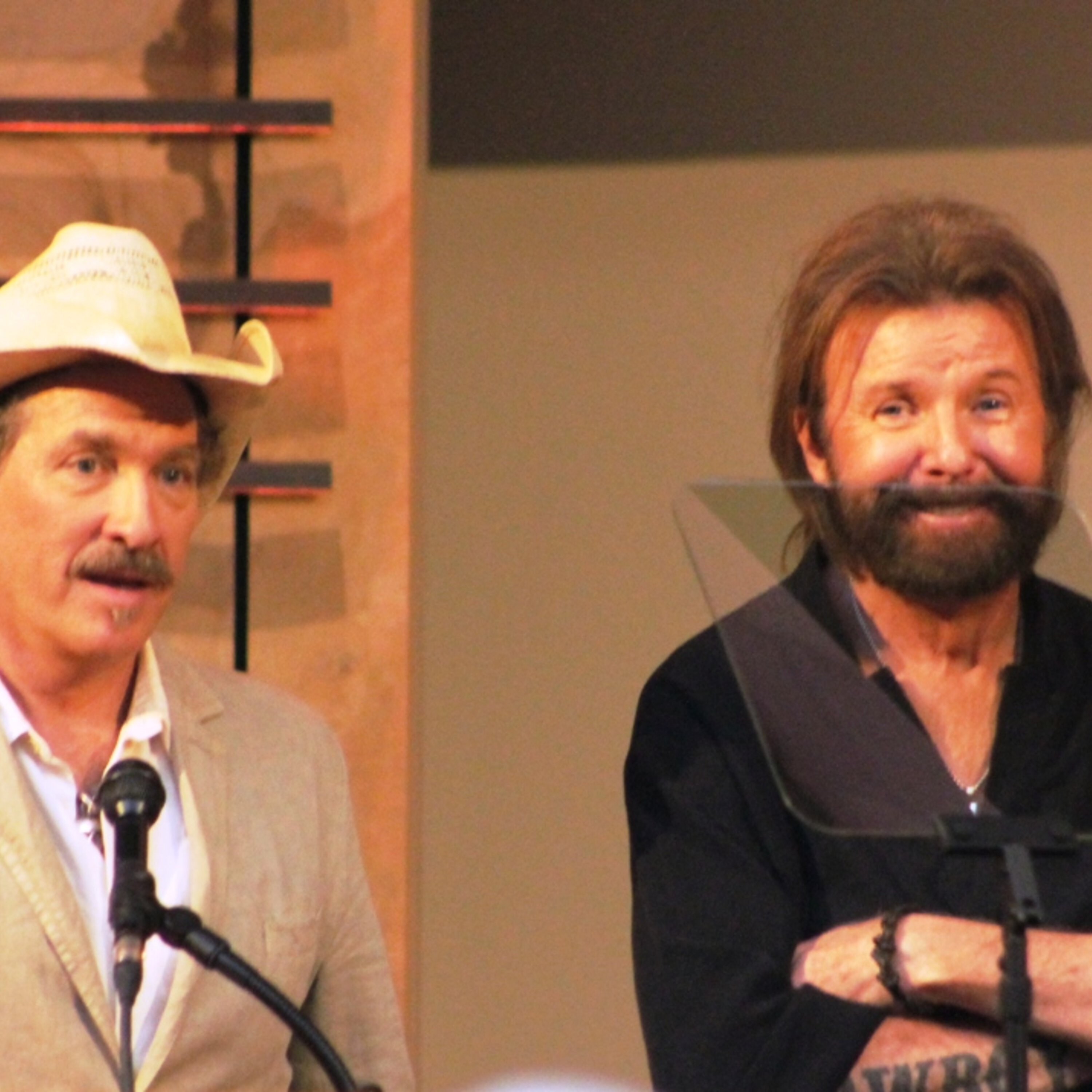 Brooks & Dunn Kings of Neon Exhibit