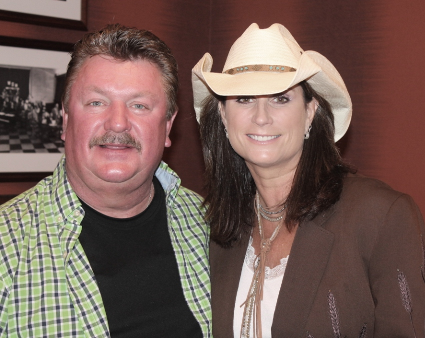 Country Gold Backstage