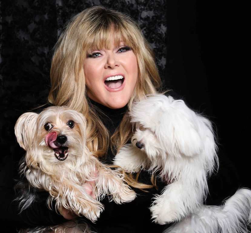 Country Gold Backstage