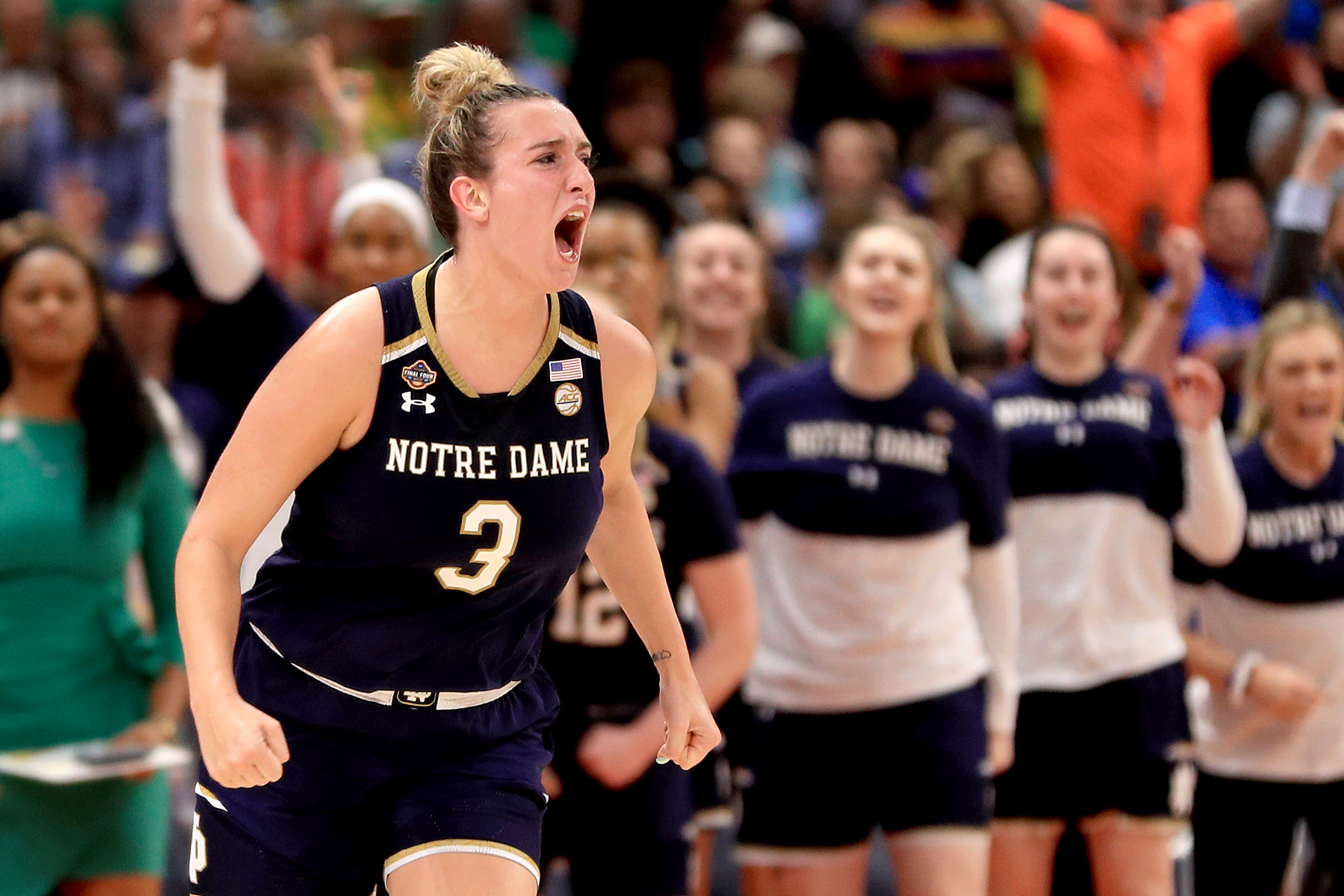 Highlight: Notre Dame's Marina Mabrey ties game with 3 pointer