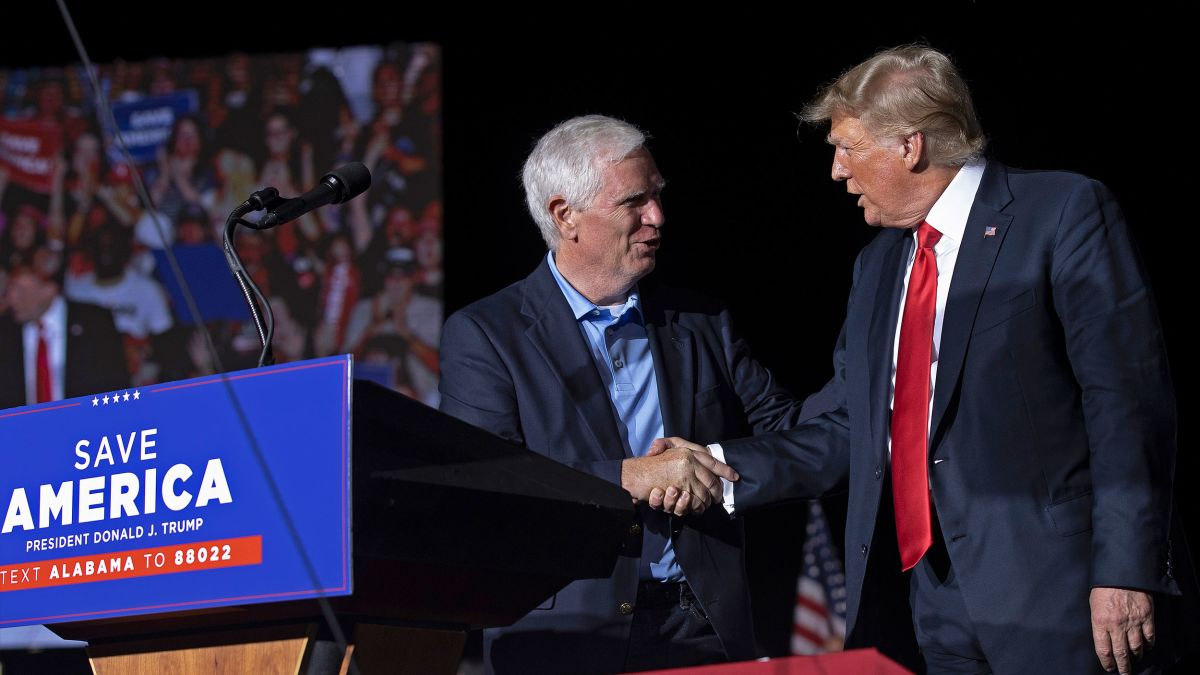 Dale and fmr. Congressman Mo Brooks discuss his defence of Mike Pence speaking against Trump - 8-10-23