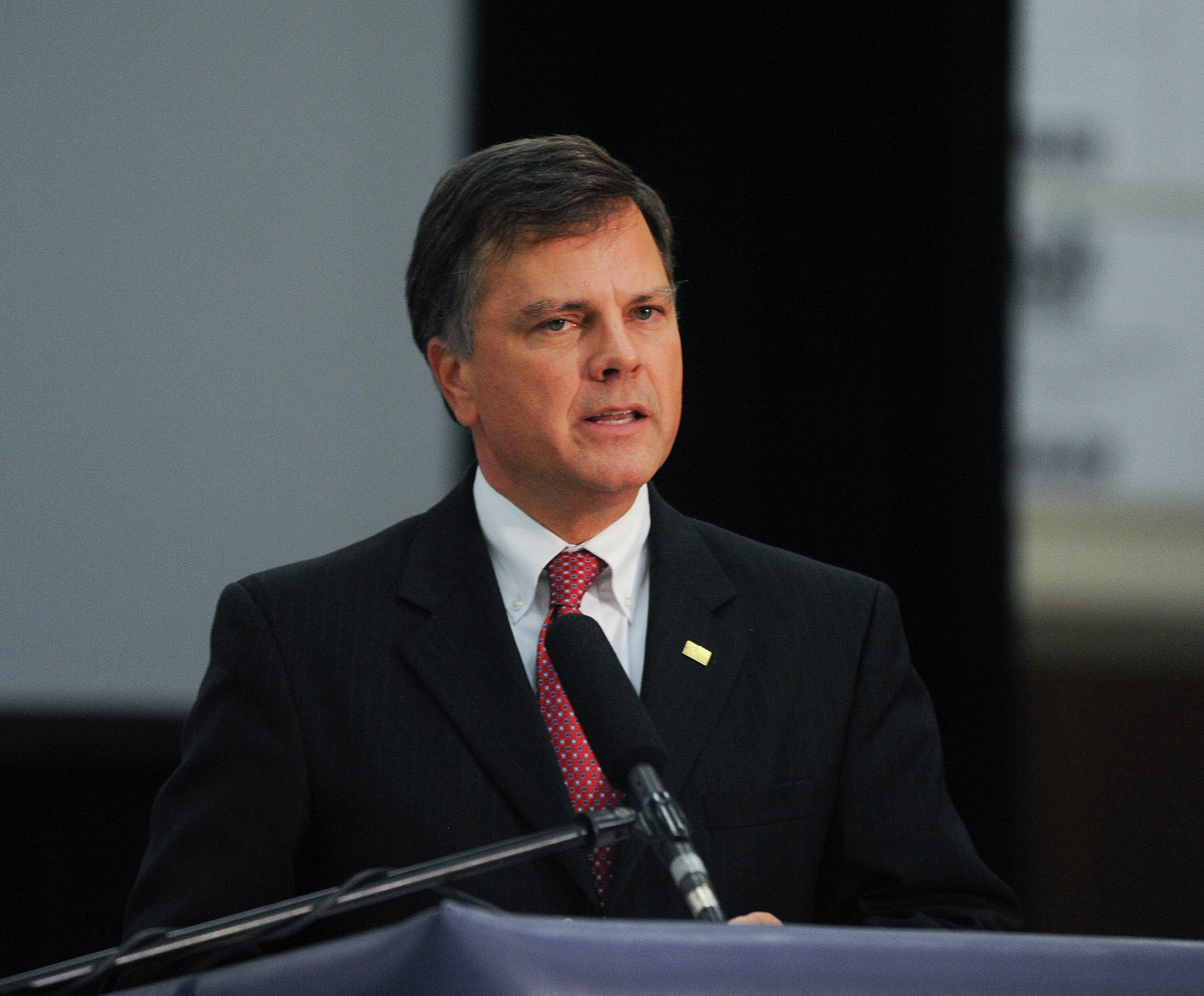 What Athlete Does Sen. Arthur Orr Want to See Run for Office Next? - 10-31-25