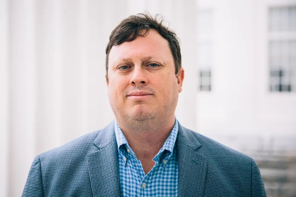 Dale and Jeff Poor Host a Willie Nelson Sing Along - 4-16-25