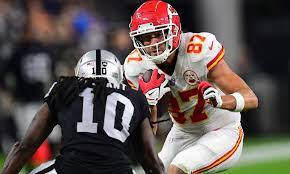 Chiefs Wire Podcast: Kansas City is Raising The Stakes vs. Raiders | 11-23-23