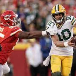Chiefs Wire Podcast: Kansas City leaps for a win at Lambeau vs. Packers | 11-30-23