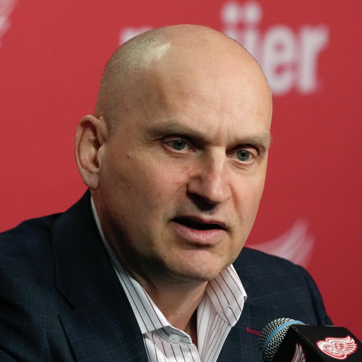 Ep. 111: Yzerman goes back to the future, replaces Lalonde with McLellan