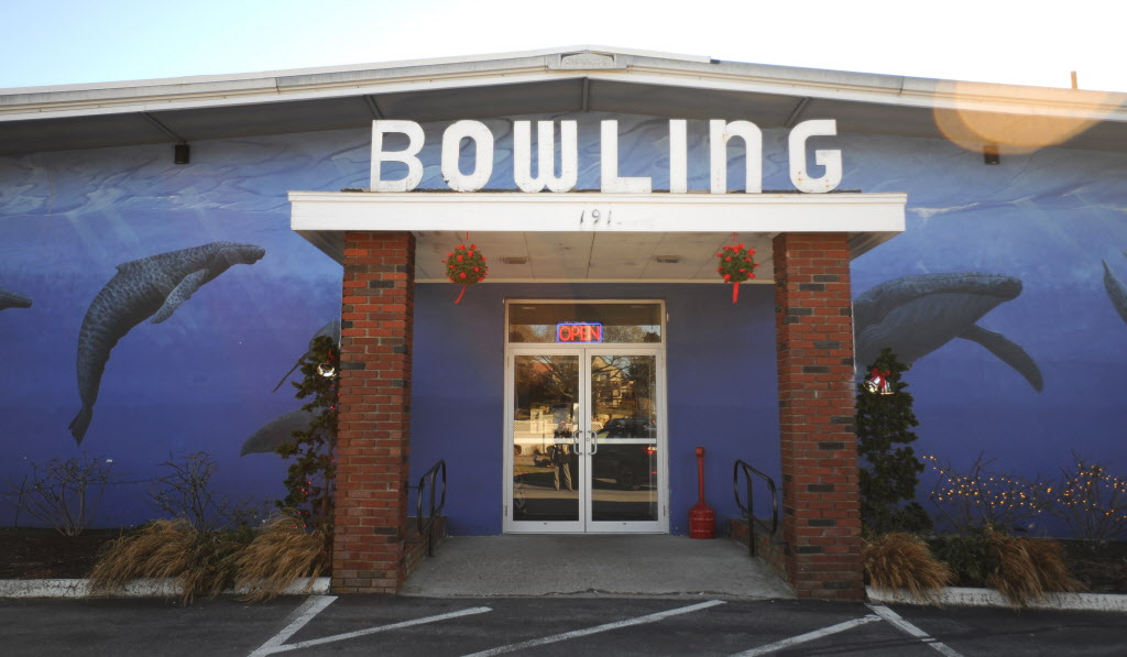Fun Show 30: Bowling with BBQ and a great hike! episode artwork