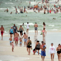 LISTEN: Walton, Okaloosa, Bay County beaches set to remain open for Fourth of July weekend