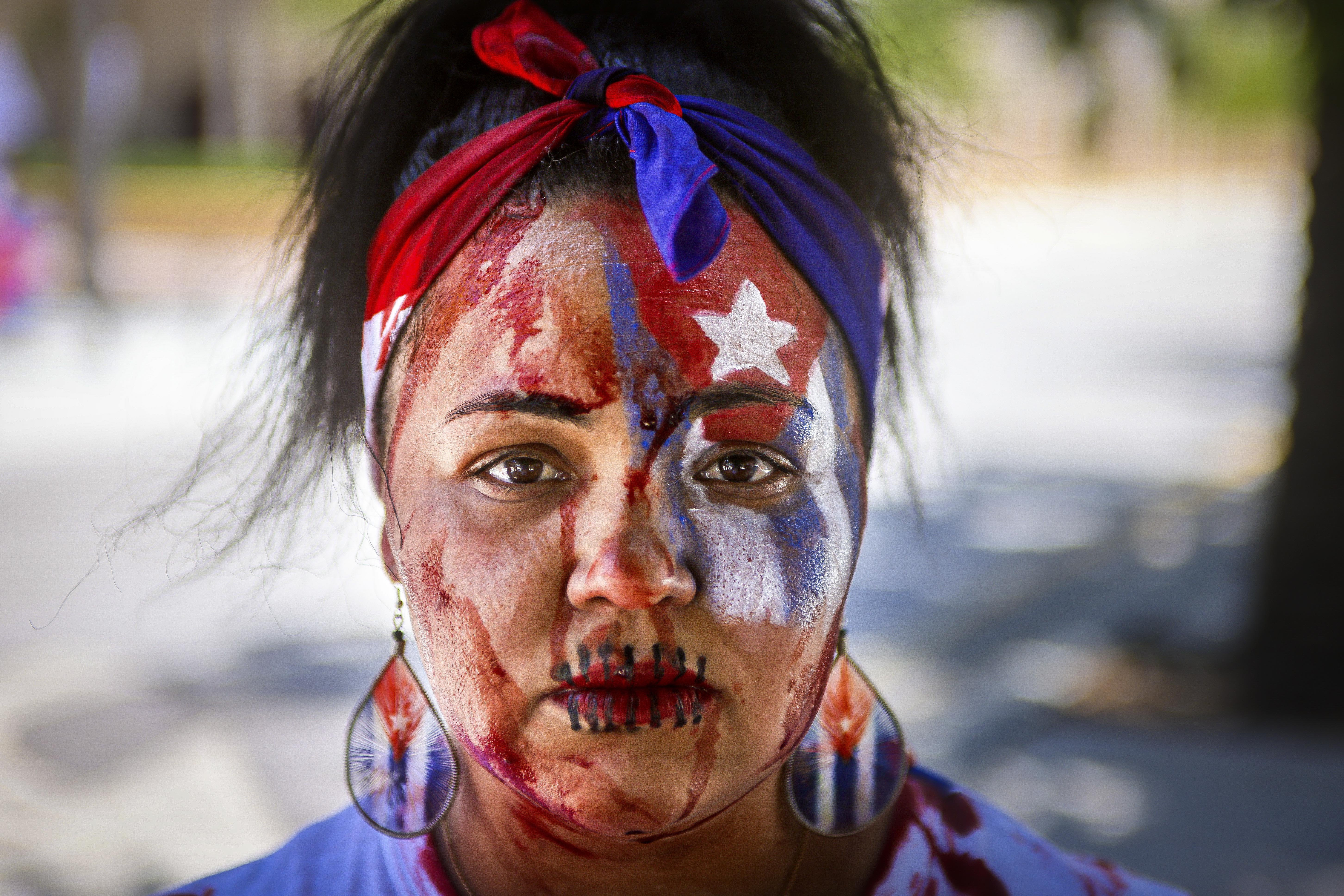 Florida Democrats criticize Biden's approach to Cuba and Venezuela