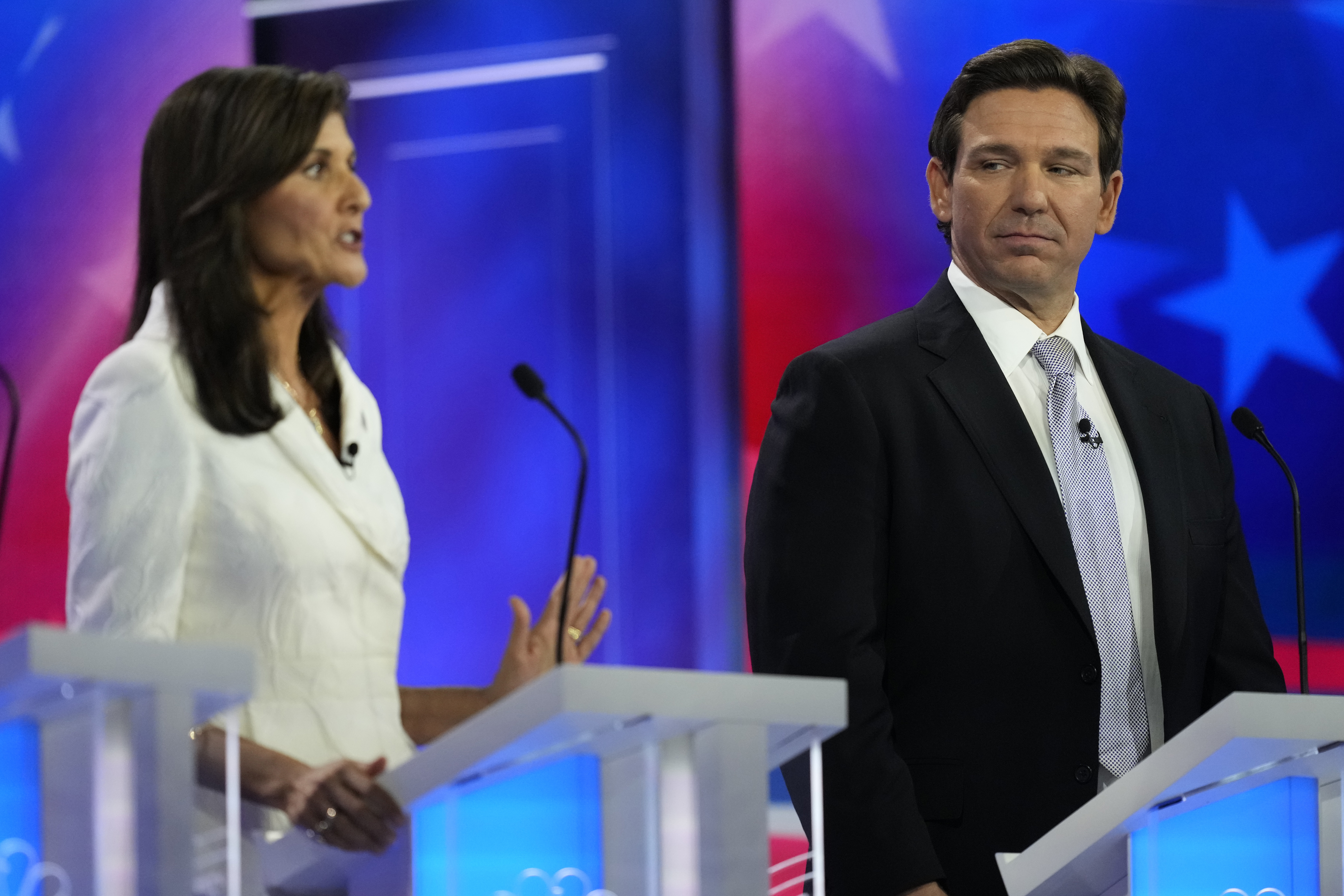 DeSantis delivers closing message in Iowa