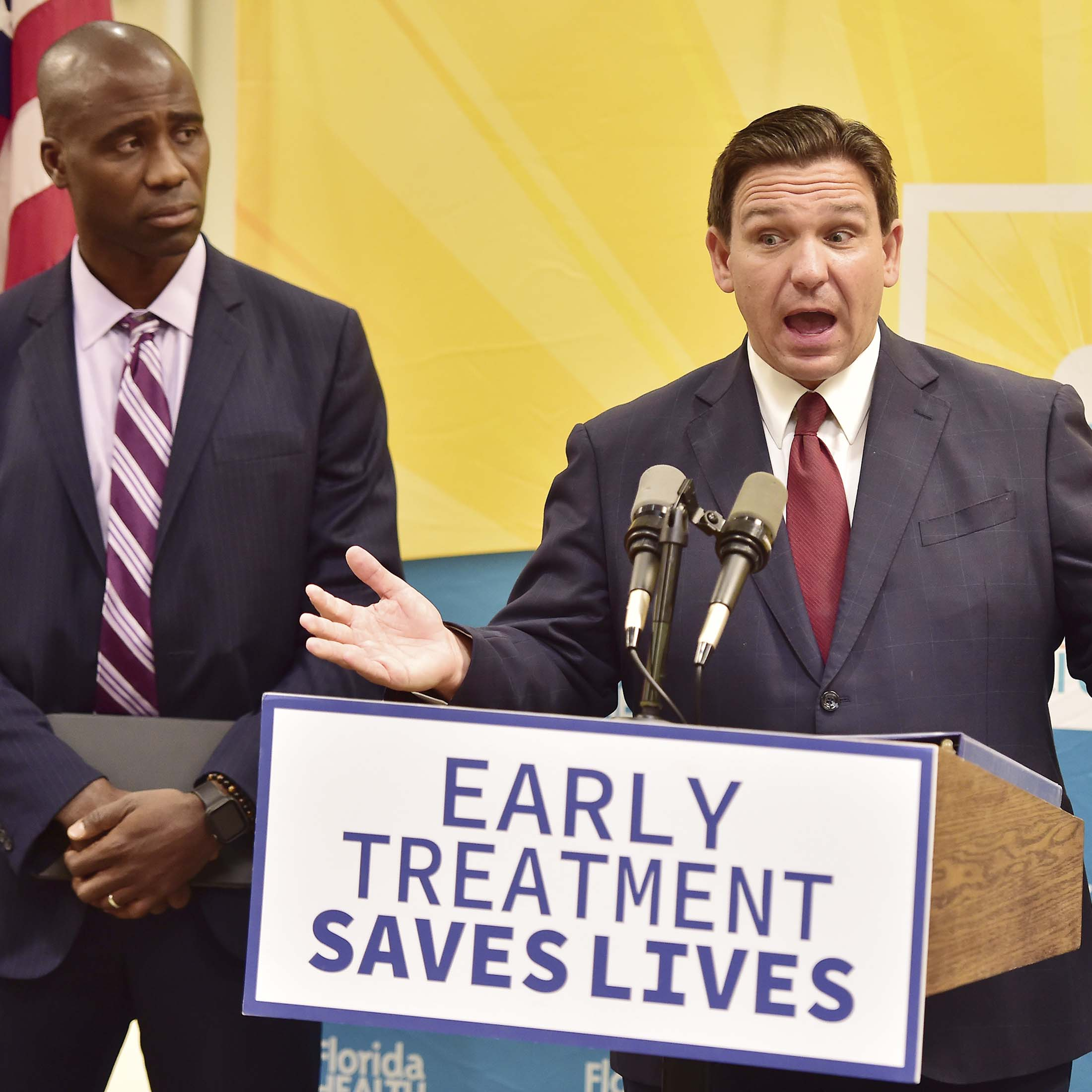 DeSantis battles with Biden on COVID treatments