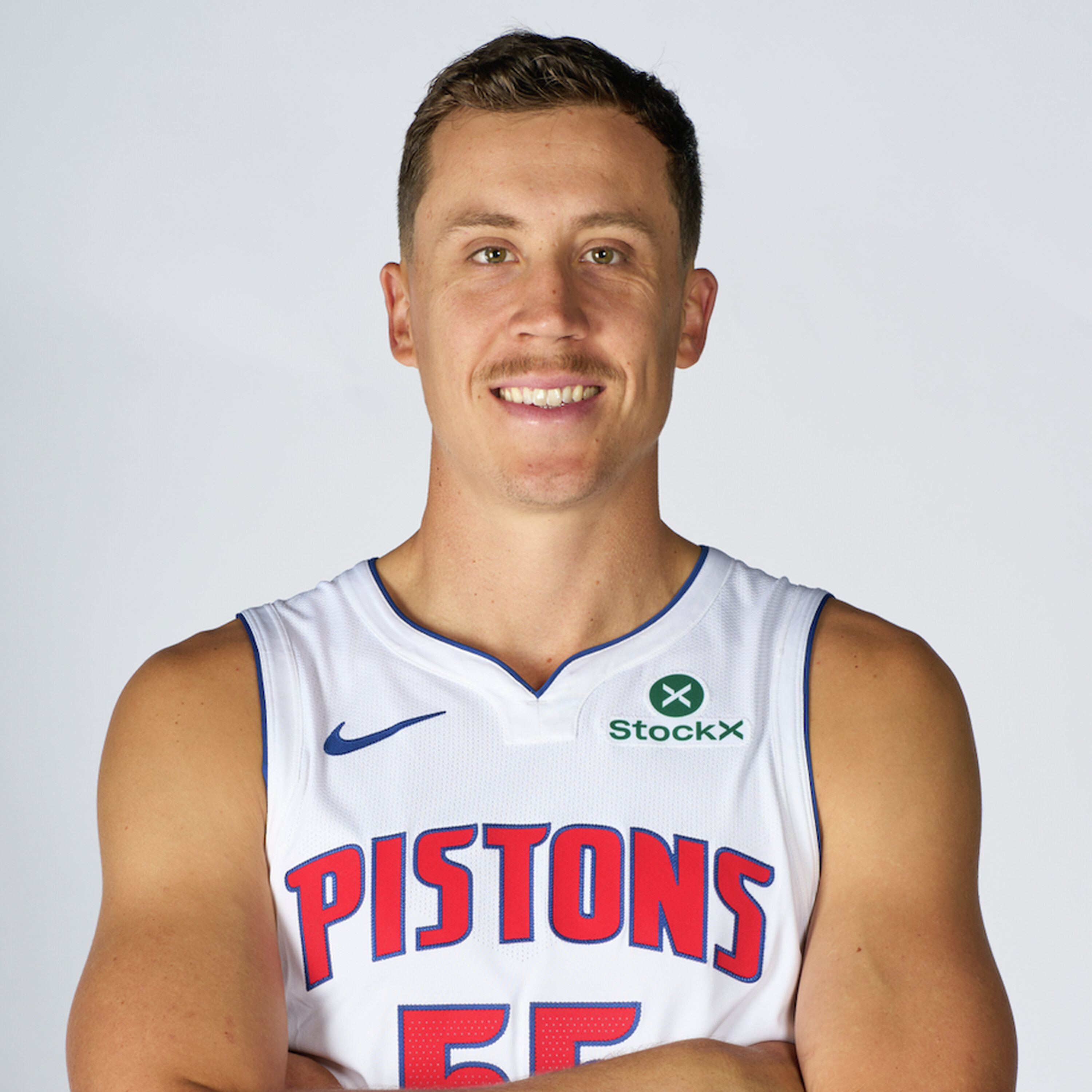 Pistons podcast: Early 2-2 record isn't too bad; Duncan Robinson's slow start episode artwork