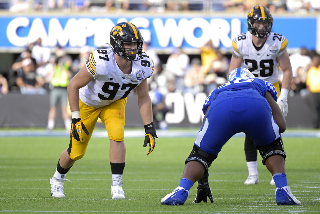 LISTEN: Recapping Michigan's CFP game and local FBS players in bowl games