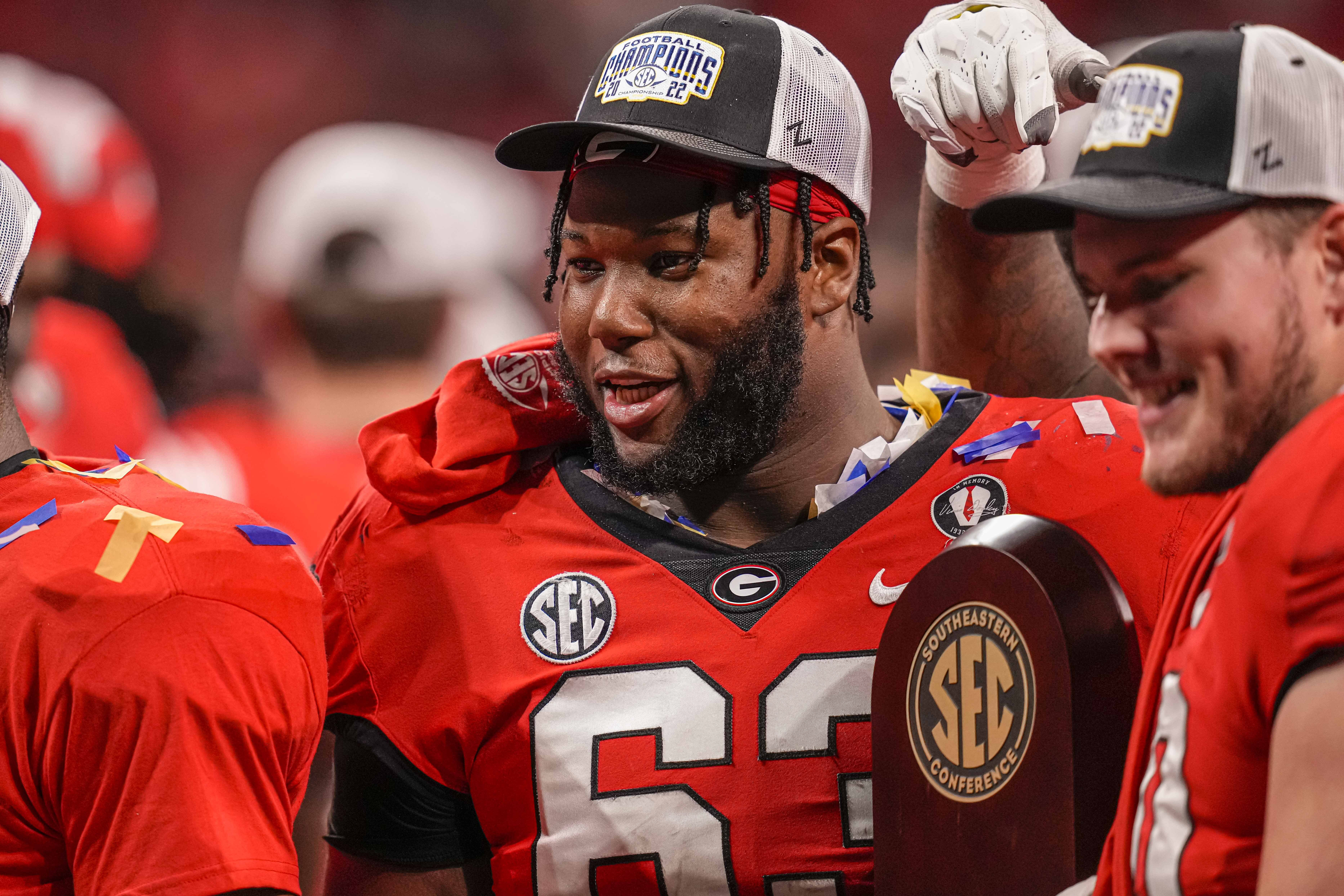 Sedrick Van Pran returns, finding the leaders, NFL draft, which Bulldogs should Falcons take?