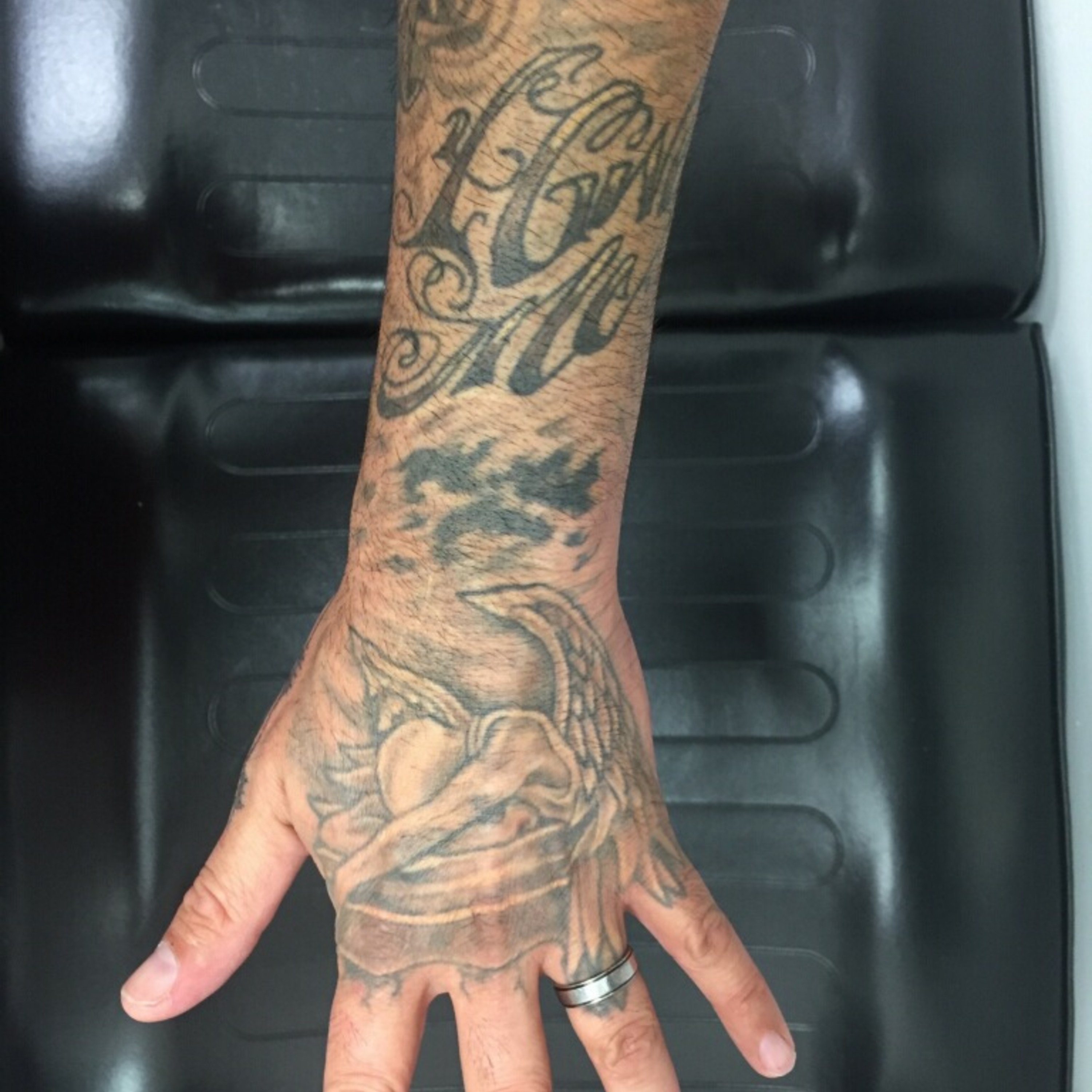 The cellblock tattoo artist - episode 3 thumbnail
