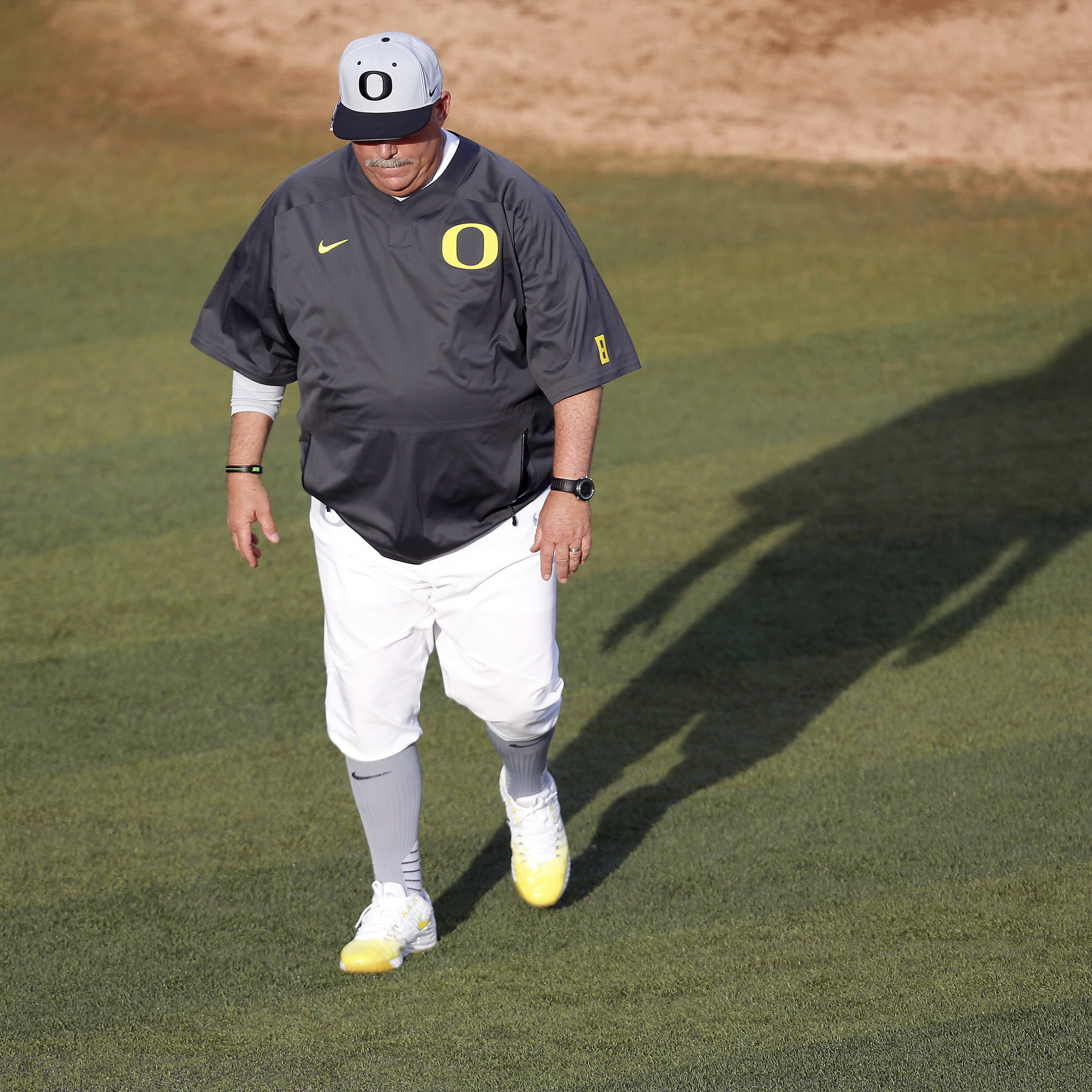 Aaron Fitt of D1baseball.com goes deep on Ducks and Beavers
