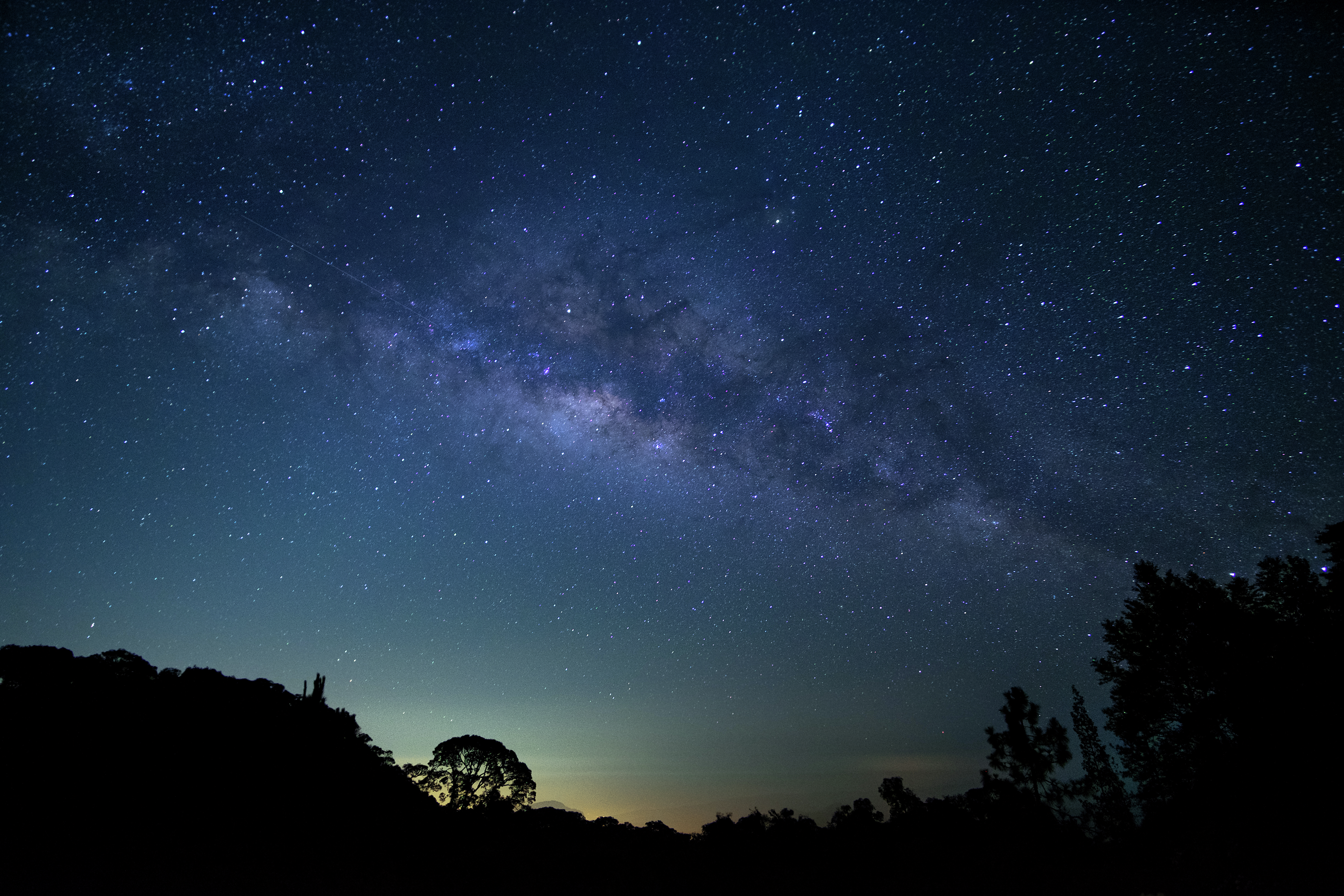 Looking up: Why we wonder about life beyond Earth