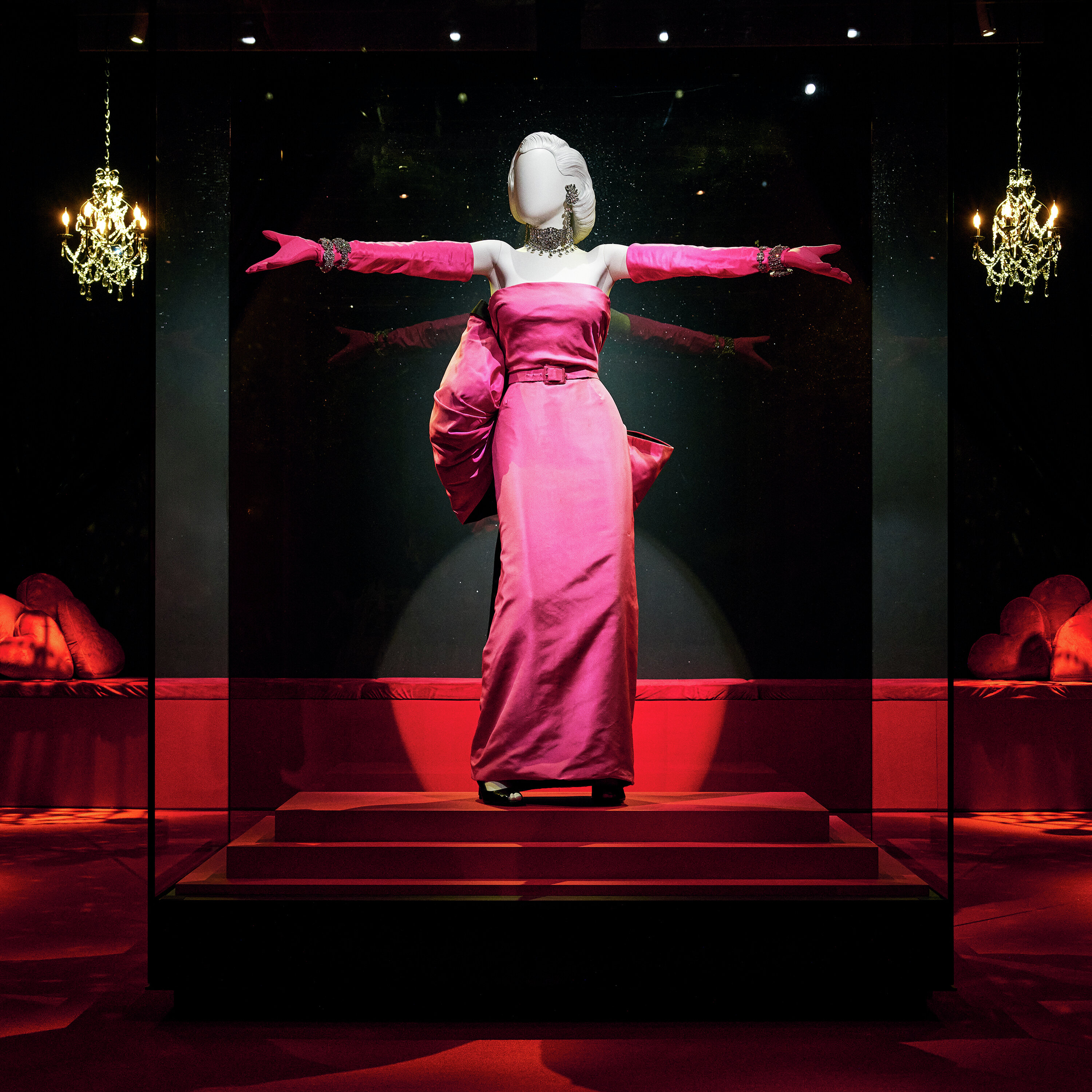 Feature: Marilyn Monroe: Hollywood Icon exhibition at the Academy Museum of Motion Pictures episode artwork