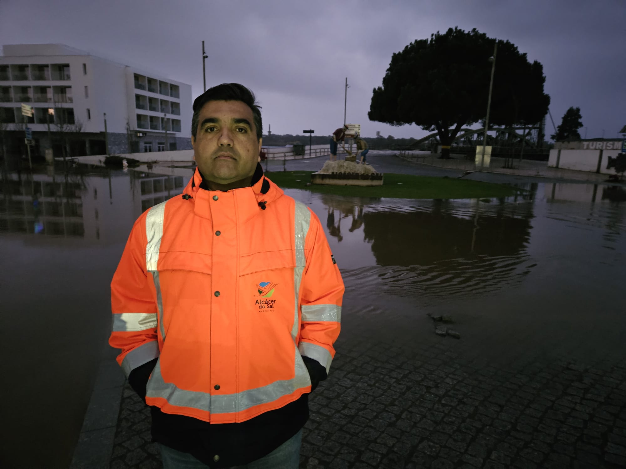 Alcácer do Sal. Água baixou, mas Proteção Civil mantém-se "expectante"