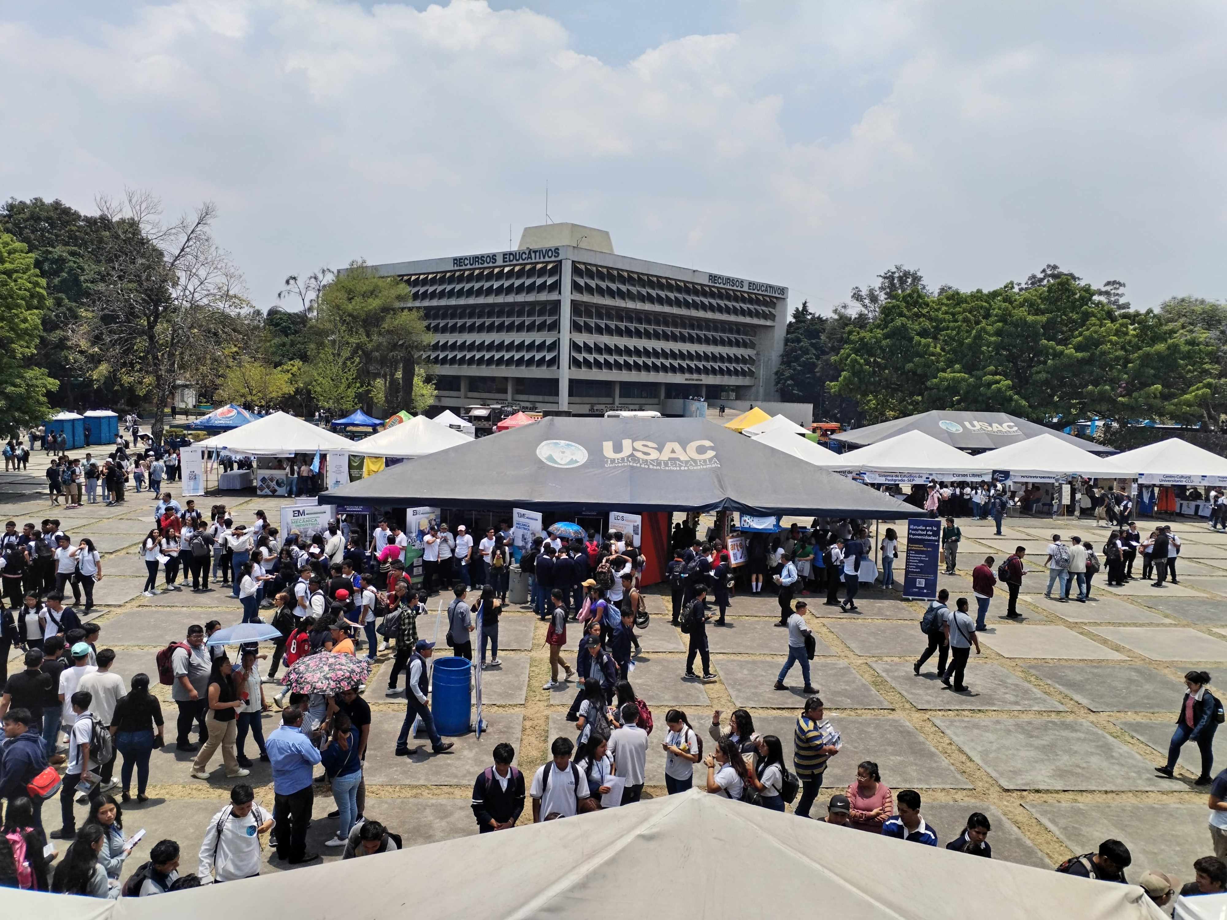 INFOUSAC 2024 se realiza en el Campus Central ¿Cuándo será el último día?