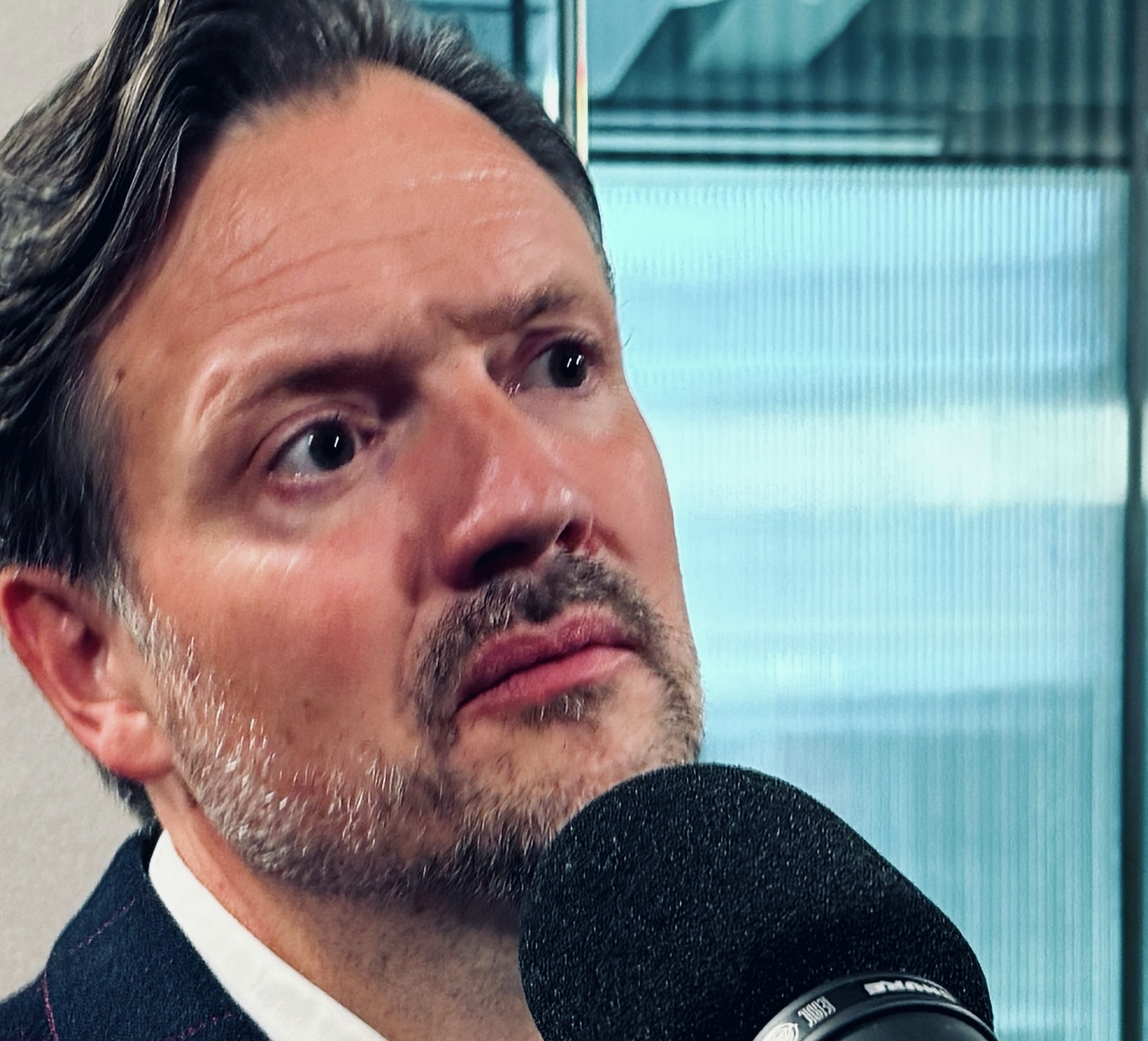 ULSTEIN:  «Hjerteløs» Gaza-politikk, kampen mot kommentatorene og Pride-bevegelsen må slappe av litt. episode artwork