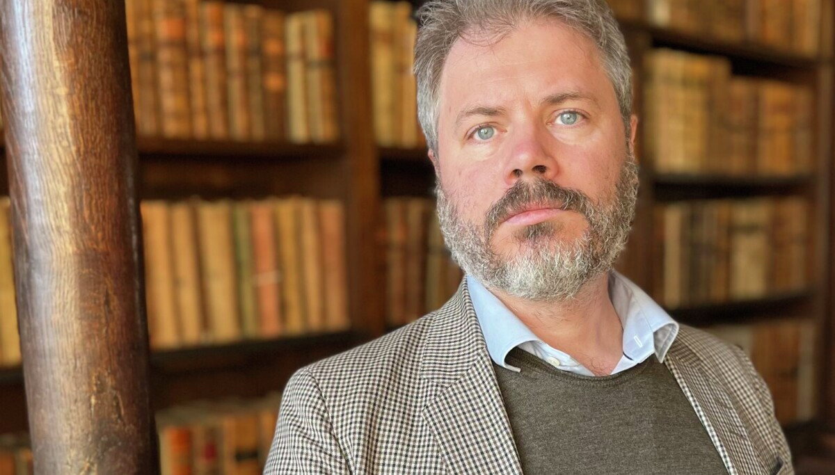 OFFENTLIG PENGEBRUK: Nils August Andresen kutter 150 milliarder - på 30 minutter episode artwork