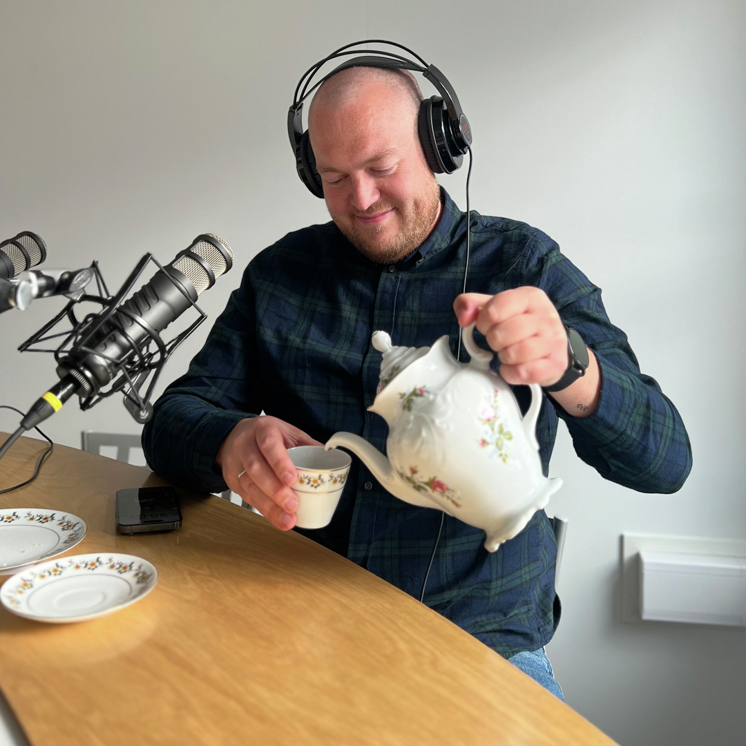 Kaffi & kringle med Karen og Fredrik Helland episode artwork