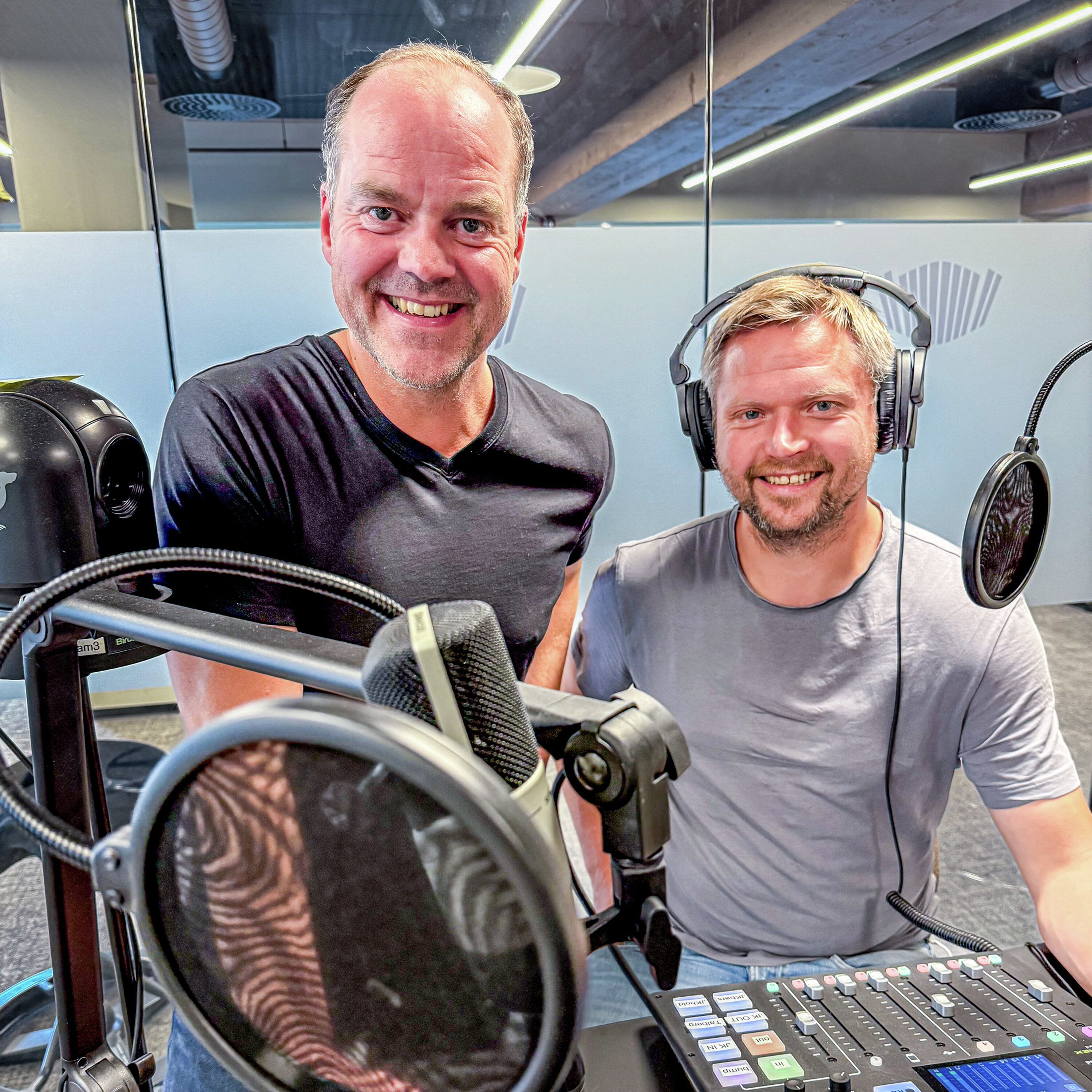 Episode 214: Ekstrasending: Transfer-bonanza! Episode 214: Ekstrasending: Transfer-bonanza!