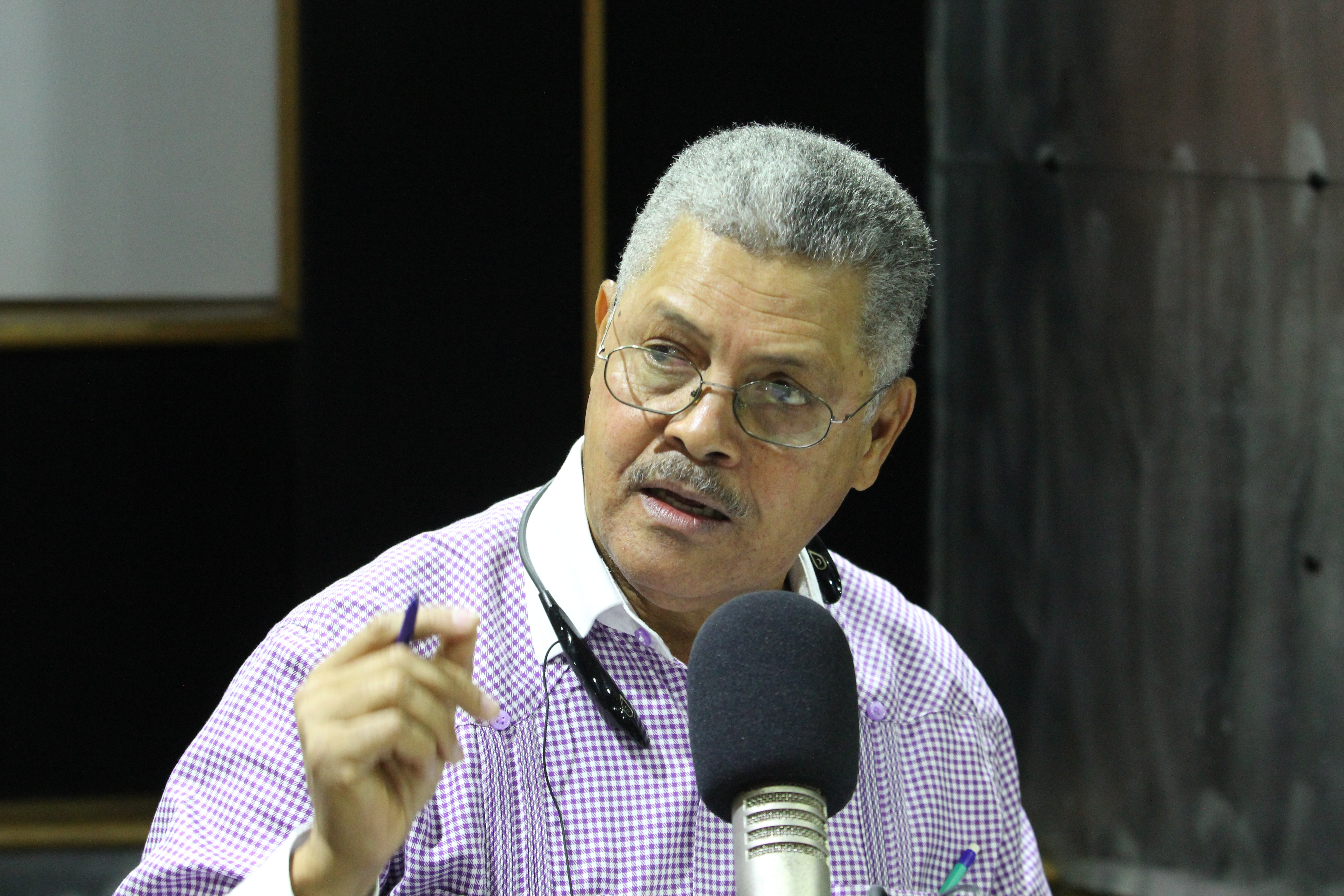 Luis Carvajal: Carta de no objeción de Ángel Estévez es un acto de prevaricación