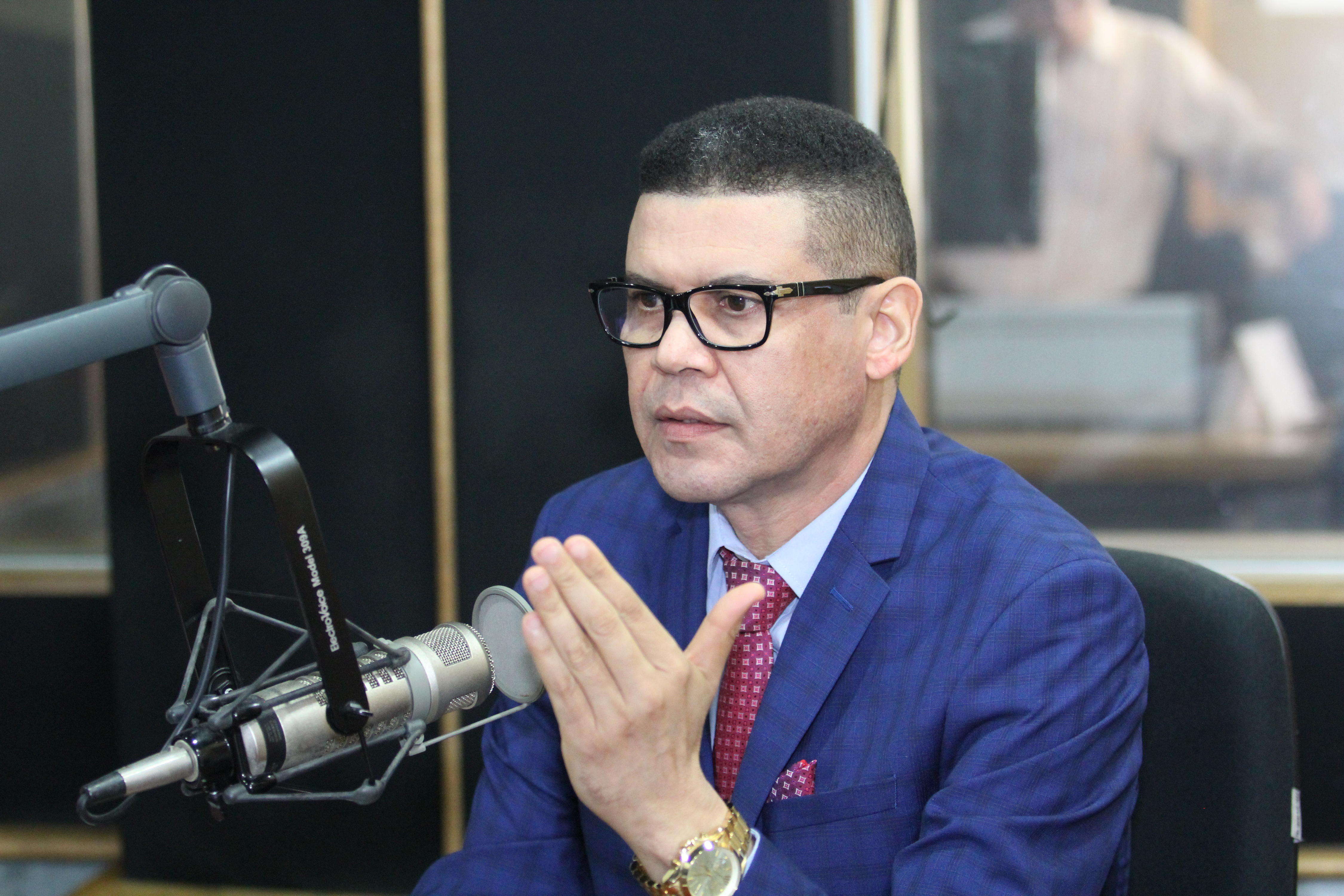 completo: Nieves critica la falta de políticas incluyentes para la juventud dominicana