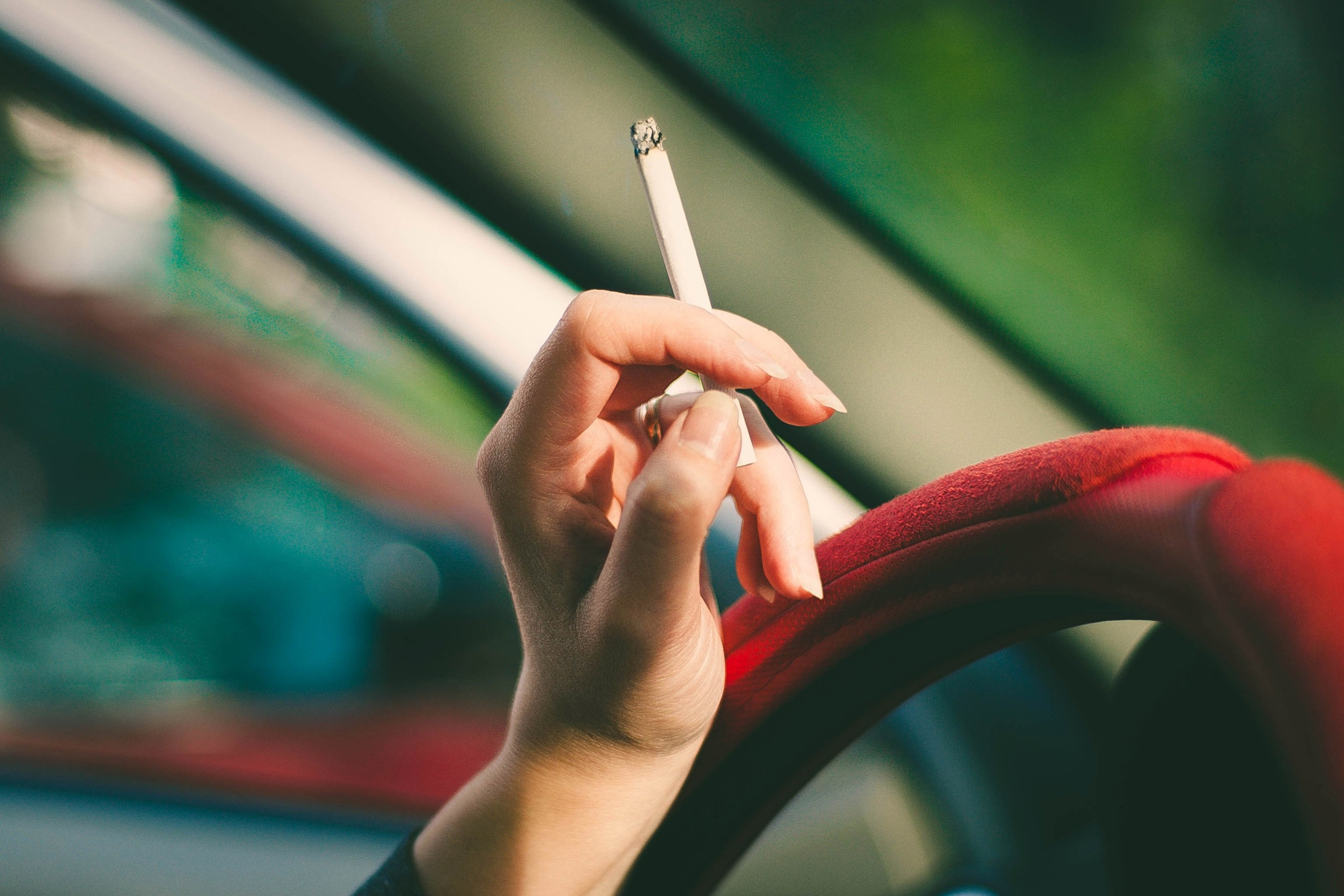 U-Haul refusing to hire smokers. What are rules for Canadian companies?
