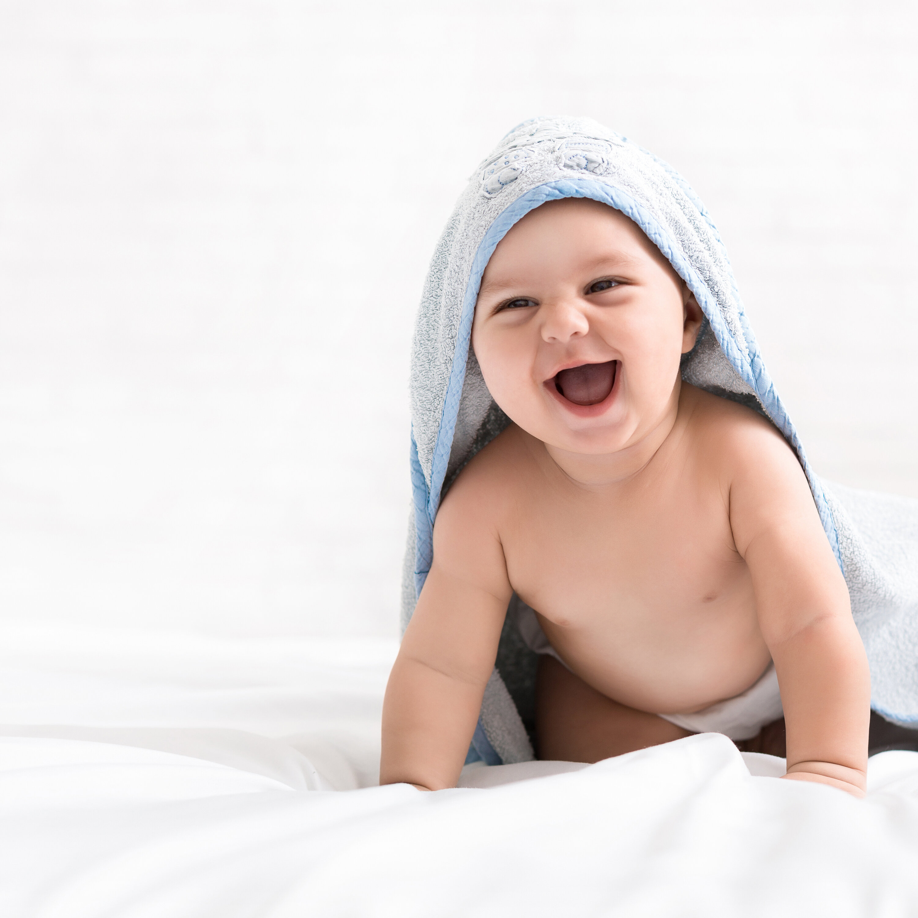Comment les bébés apprennent à rire