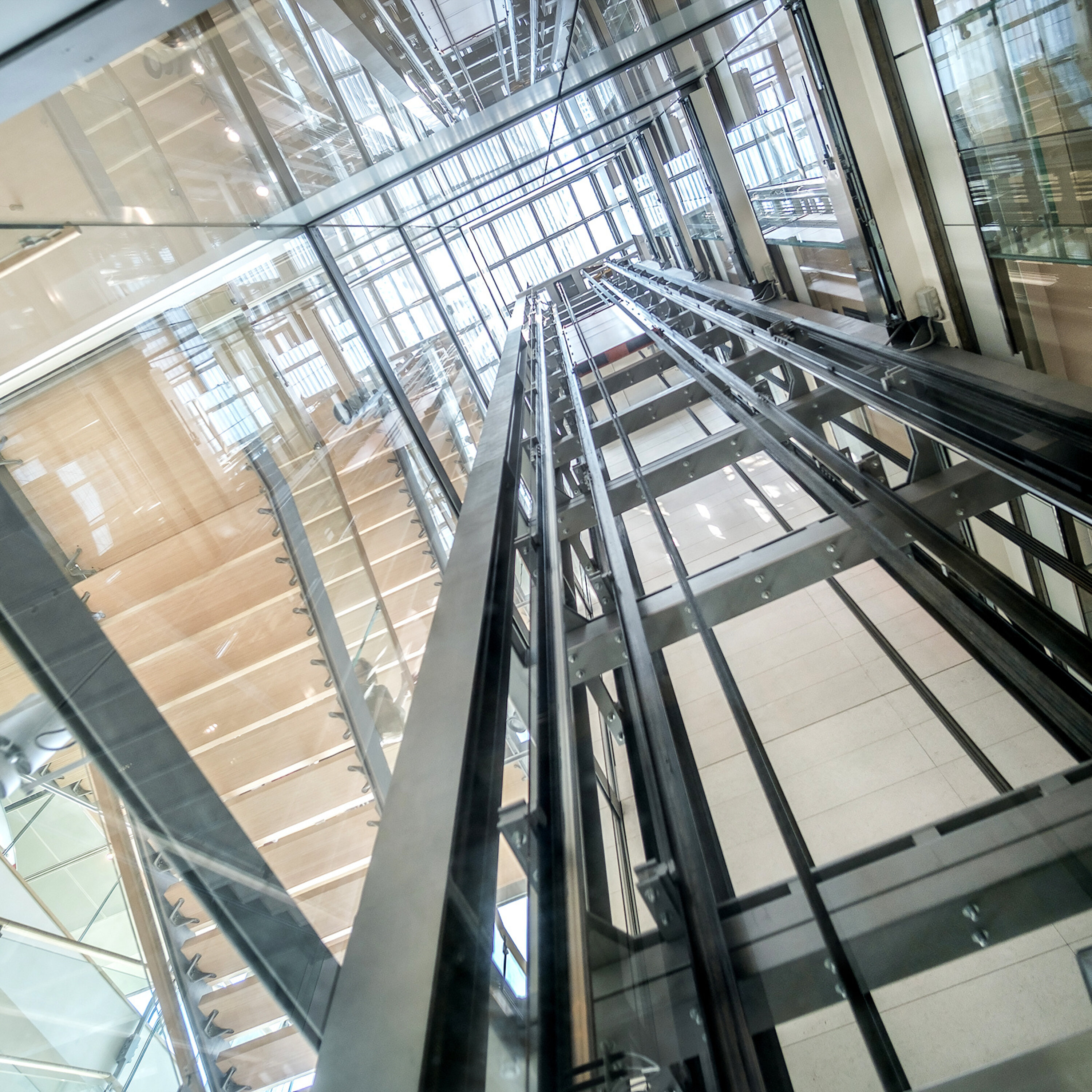 Comment pensent les ascenseurs? (EN REDIFFUSION)