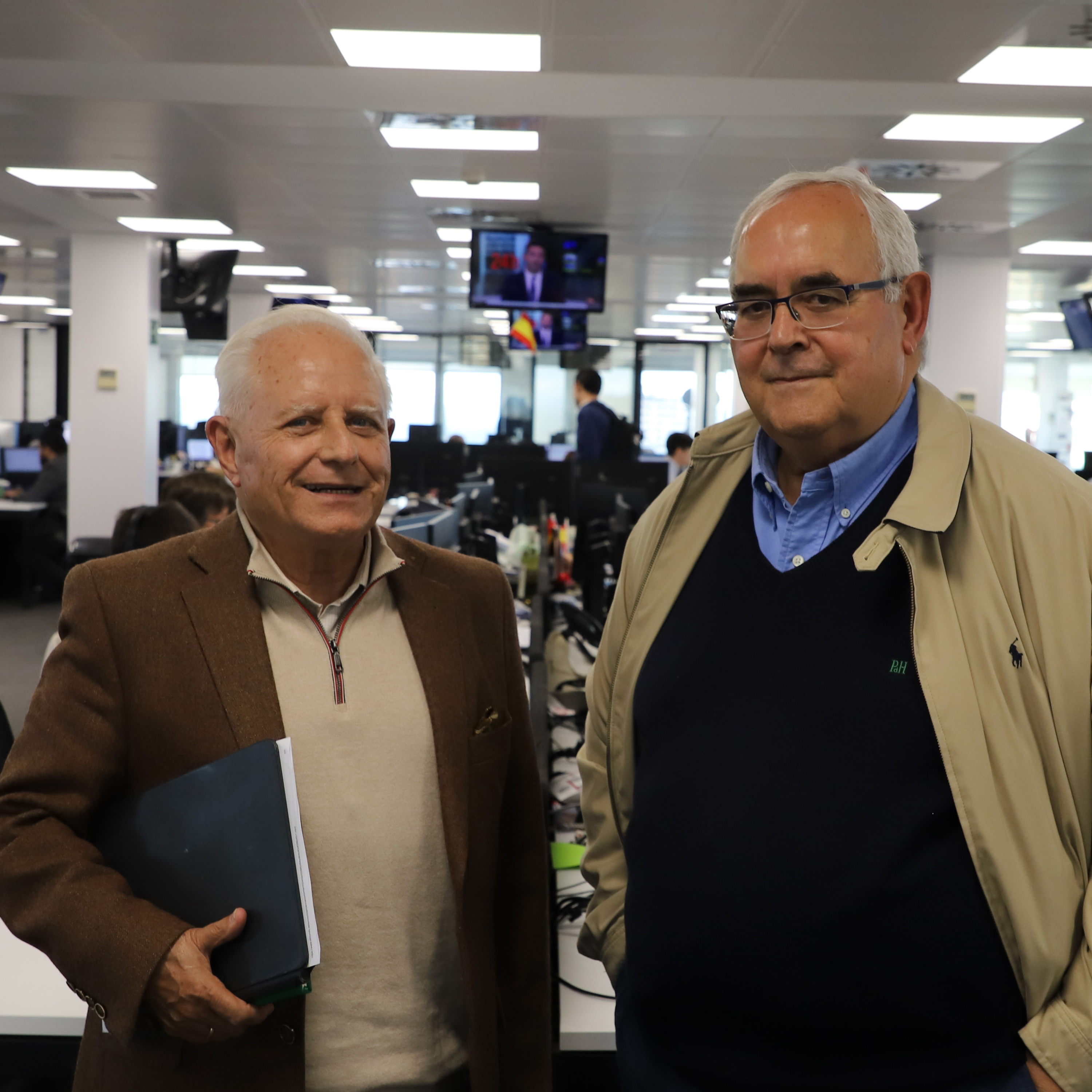 El engaño del Gobierno con la quita de deuda a las comunidades autónomas, con Mikel Buesa y José Ramón Pin Arboledas