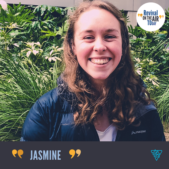 Jasmine navigates her parents' divorce & other teenage challenges