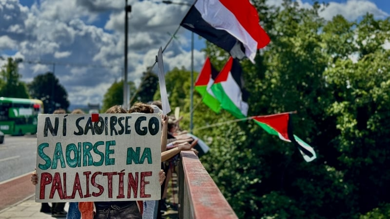 How slogans as Gaeilge have become part of Irish-Gaza protests